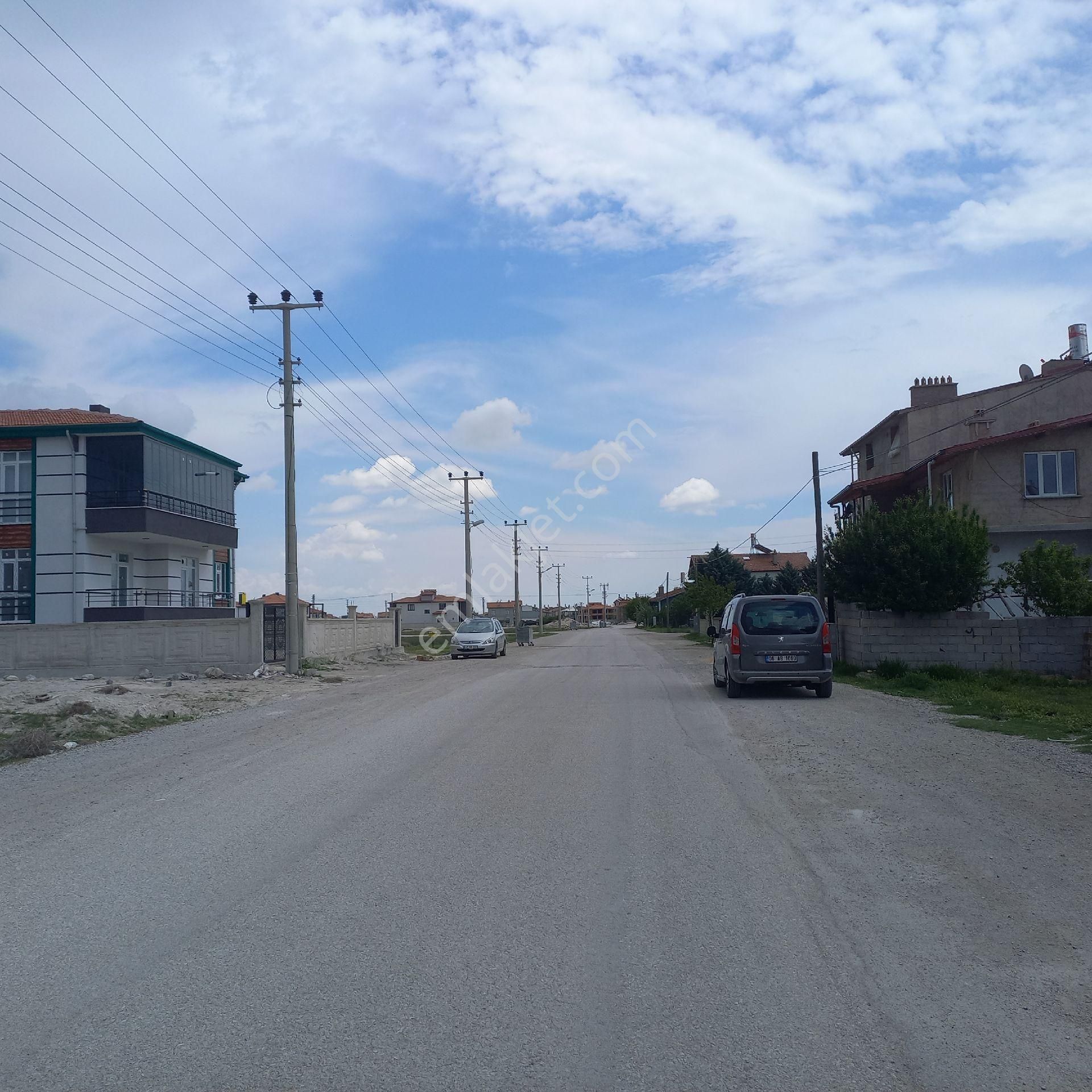 Meram Alakova Mahallesinde İmarlı 350 Mtr Kare Arsa - Görsel 2