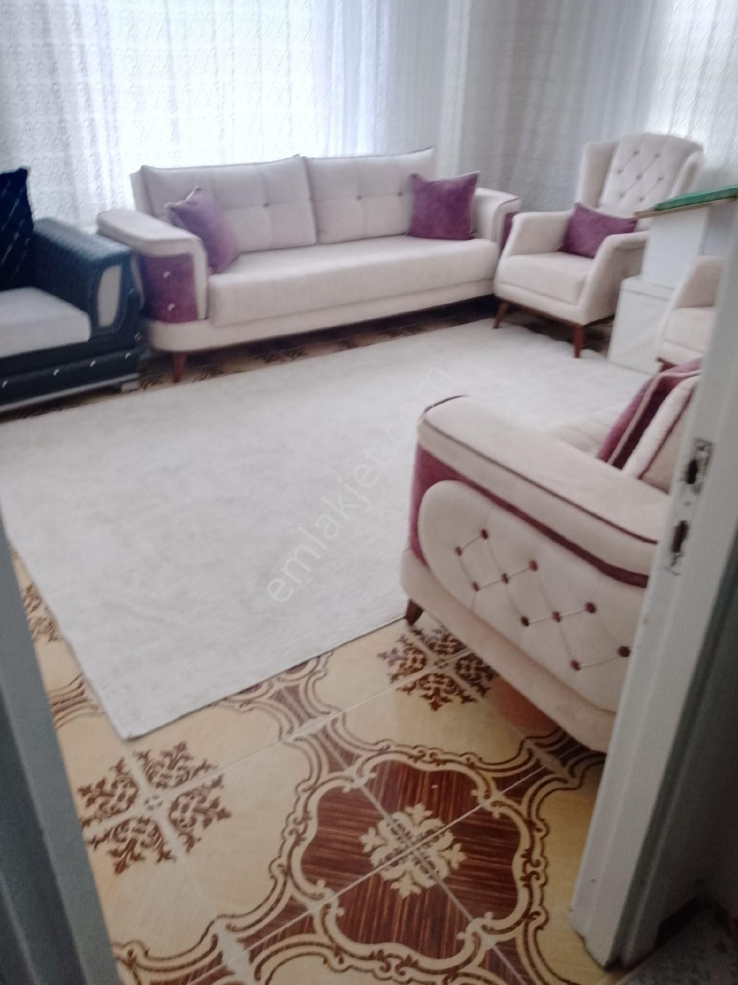 Bağcılar Aveya Cadesinde Satılık 3+1 Satılı Sonkat Daire