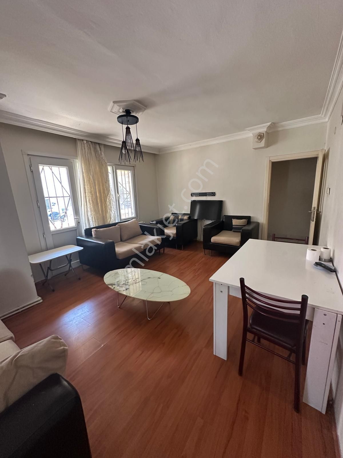 Ata Emlak'tan Bahçelievler'de 3+1 Eşyalı Kiralık Daire