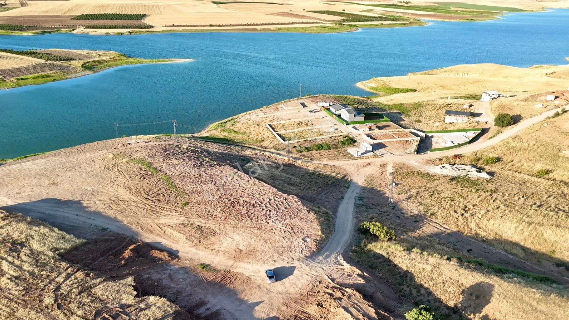 Grand Global Gm'den Baraj Manzaralı 500 M² Satılık Bağ Evi Yeri