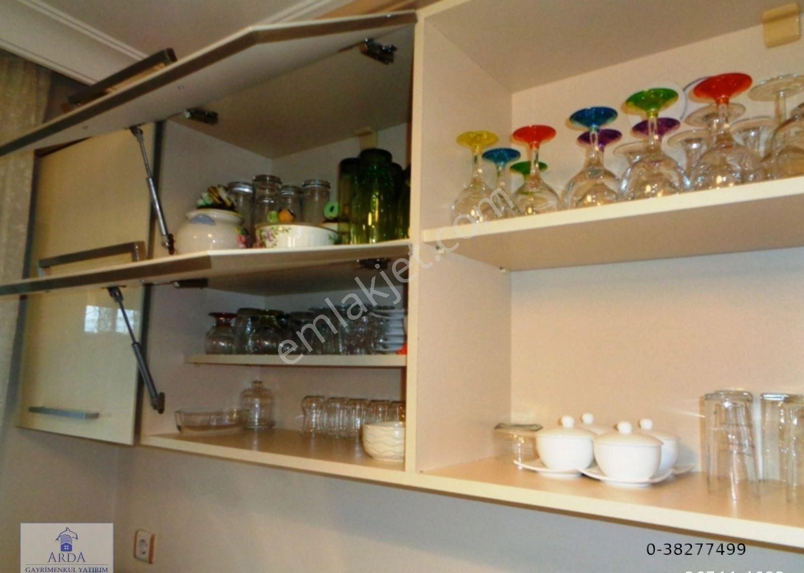 Alaçatı Göbene'de Havuzlu Sitede Satılık Tek Müstakil 3+1 Villa - Görsel 19