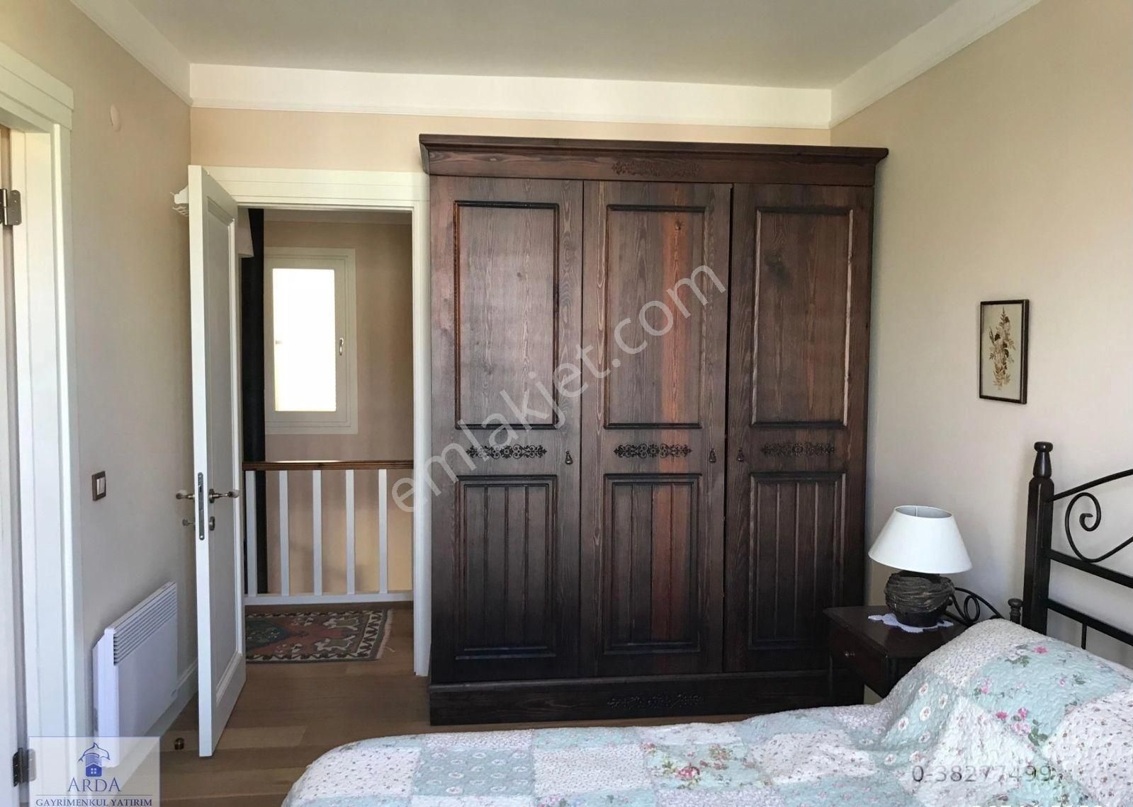 Alaçatı Hacımemişte Yüzme Havuzlu 3+1 Satılık Müstakil Lüks Taş Villa - Görsel 12