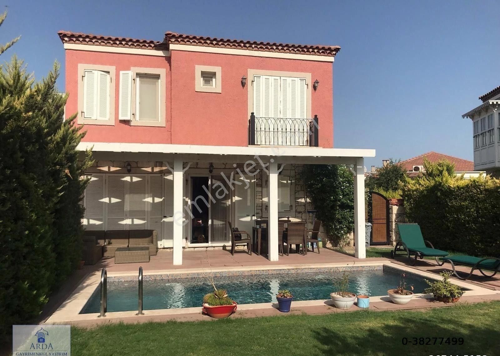 Alaçatı Hacımemişte Yüzme Havuzlu 3+1 Satılık Müstakil Lüks Taş Villa - Görsel 18