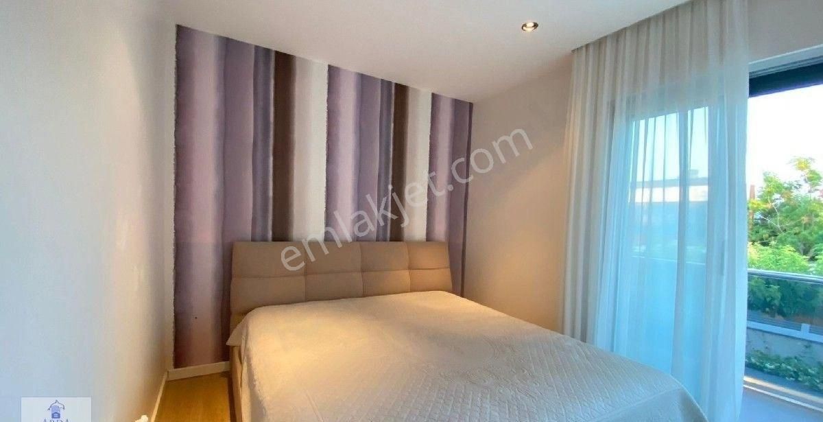 Alaçatı Göbene Mevki Tek Müstakil Havuzlu 4+1 Lüks Villa - Görsel 10