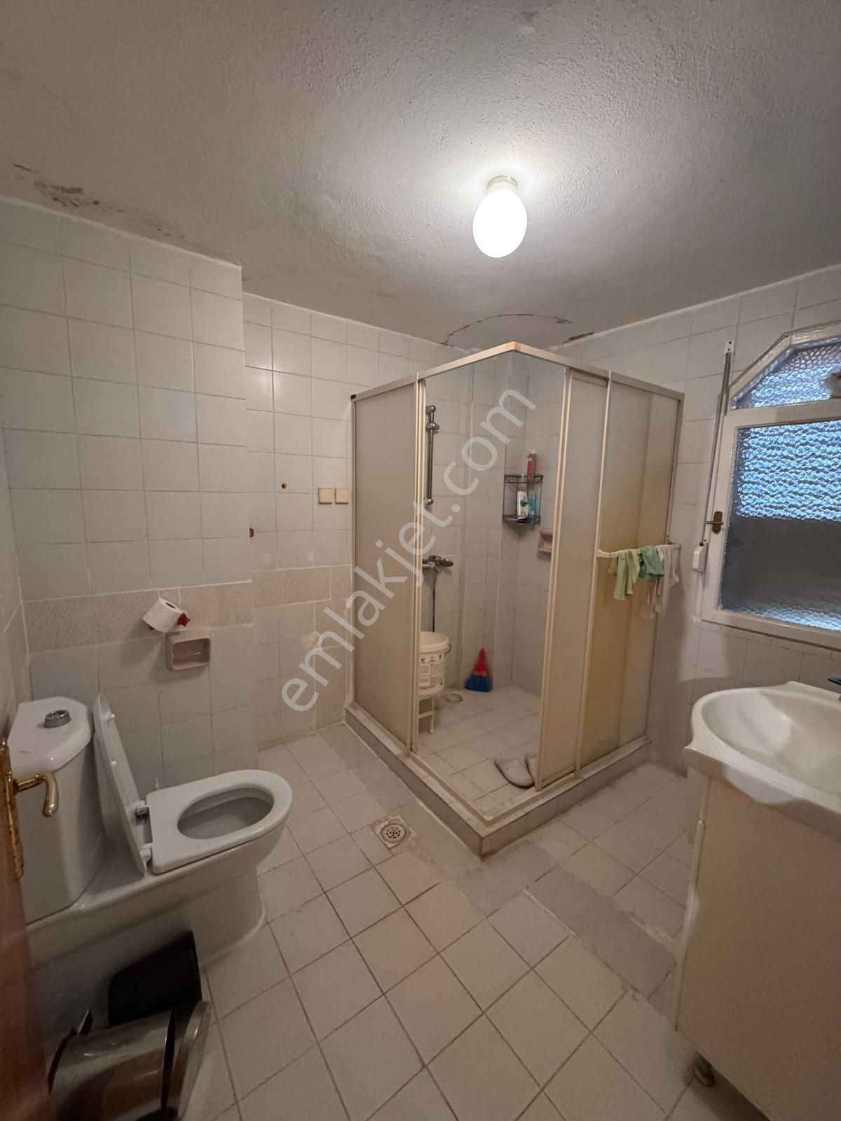 Çamlıkta Denize Yakın Komple Satılık Bina - Görsel 20