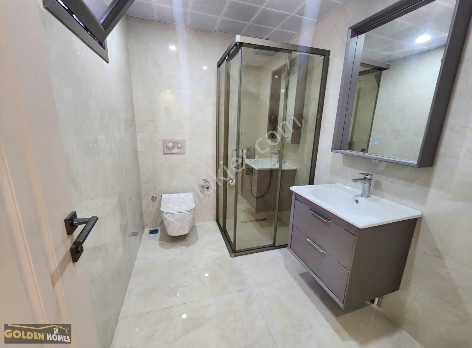 Golden Homes'tan K.otoparklı Boğaza Doğru Geniş Balkonlu 4+1