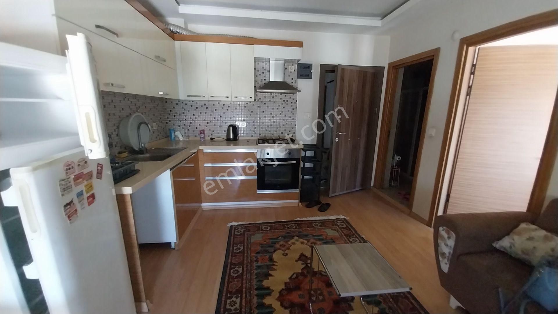 Buca Yaylacık Mahallesinde Ara Kat Eşyalı Klimalı Kiralık 1+1 Daire