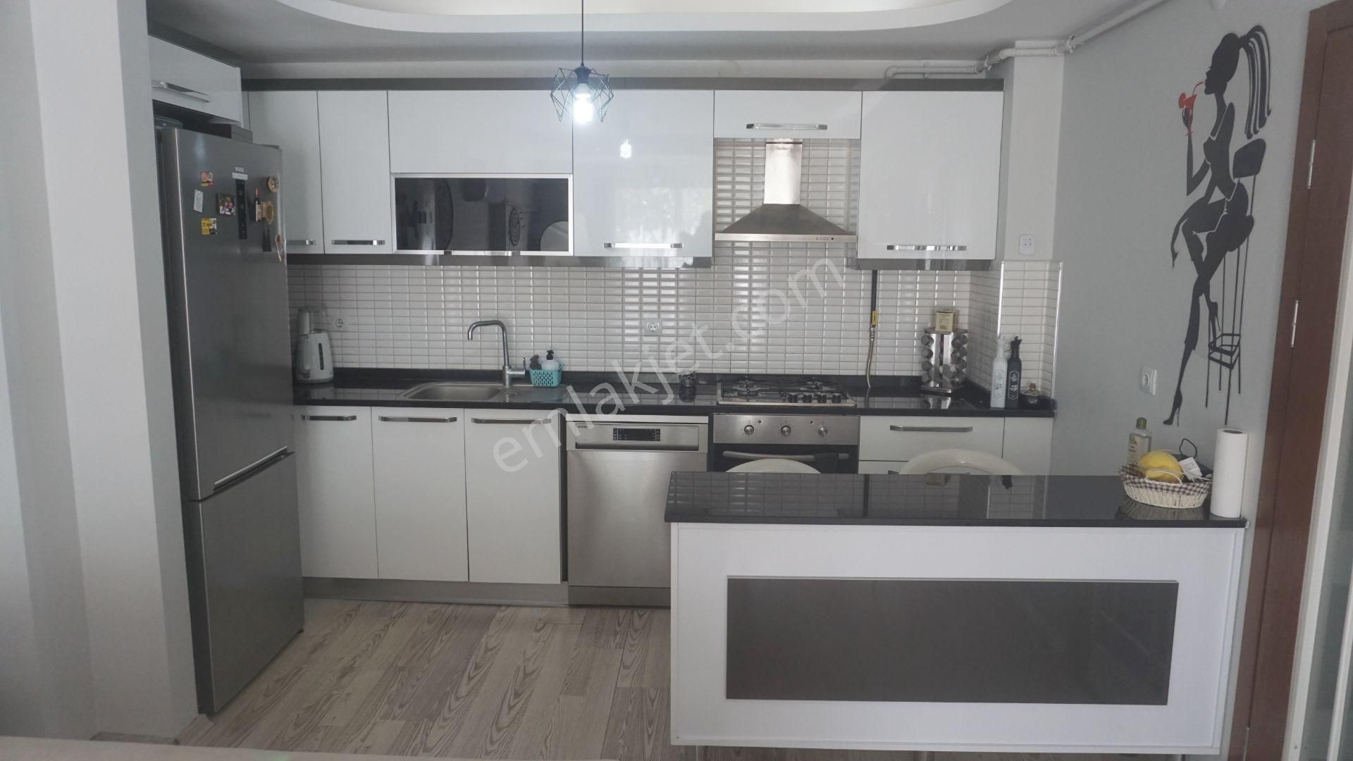 Ataşehir Kiralık Lüx Eşyalı 2+1 Açıkmutfak Doğalgazlı+asansörlü Çiğli Serkan Dan