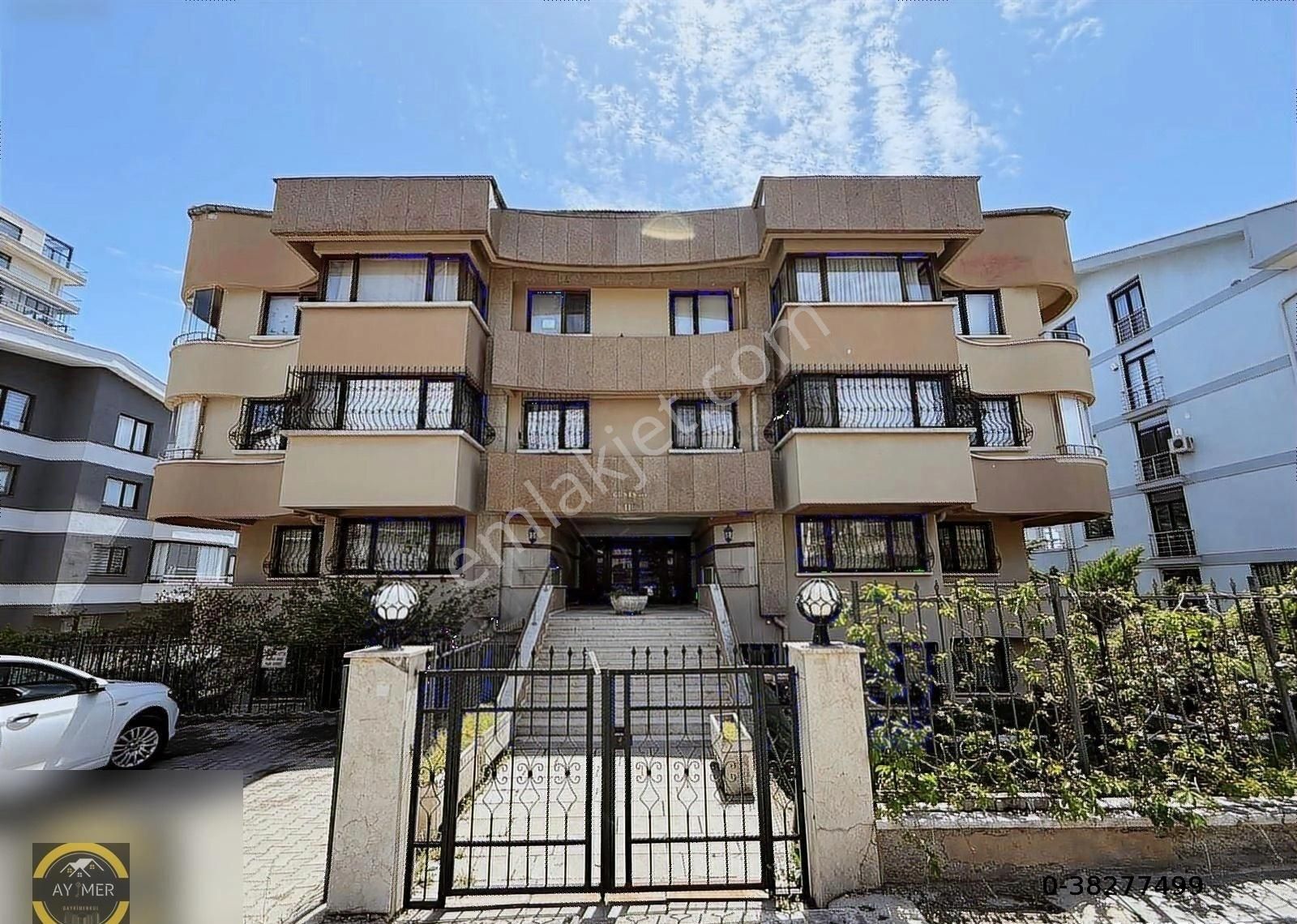 Birlik 450.cd Katta Konumunda Vadi Manzaralı 4+1 Satılık Daire