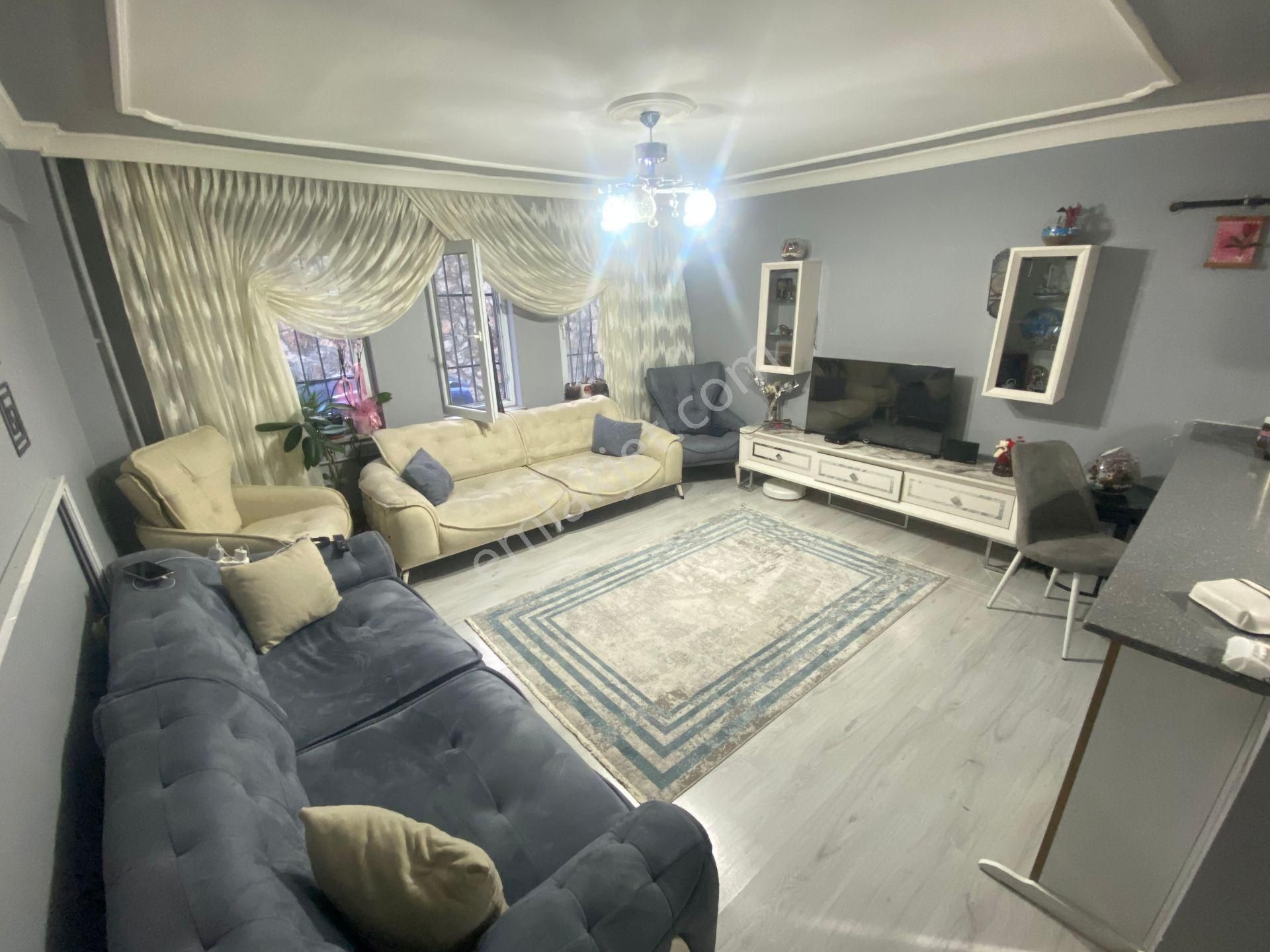 Osmangazi Muradiye'de 3+1 Ara Kat Otoparklı Fırsat Daire