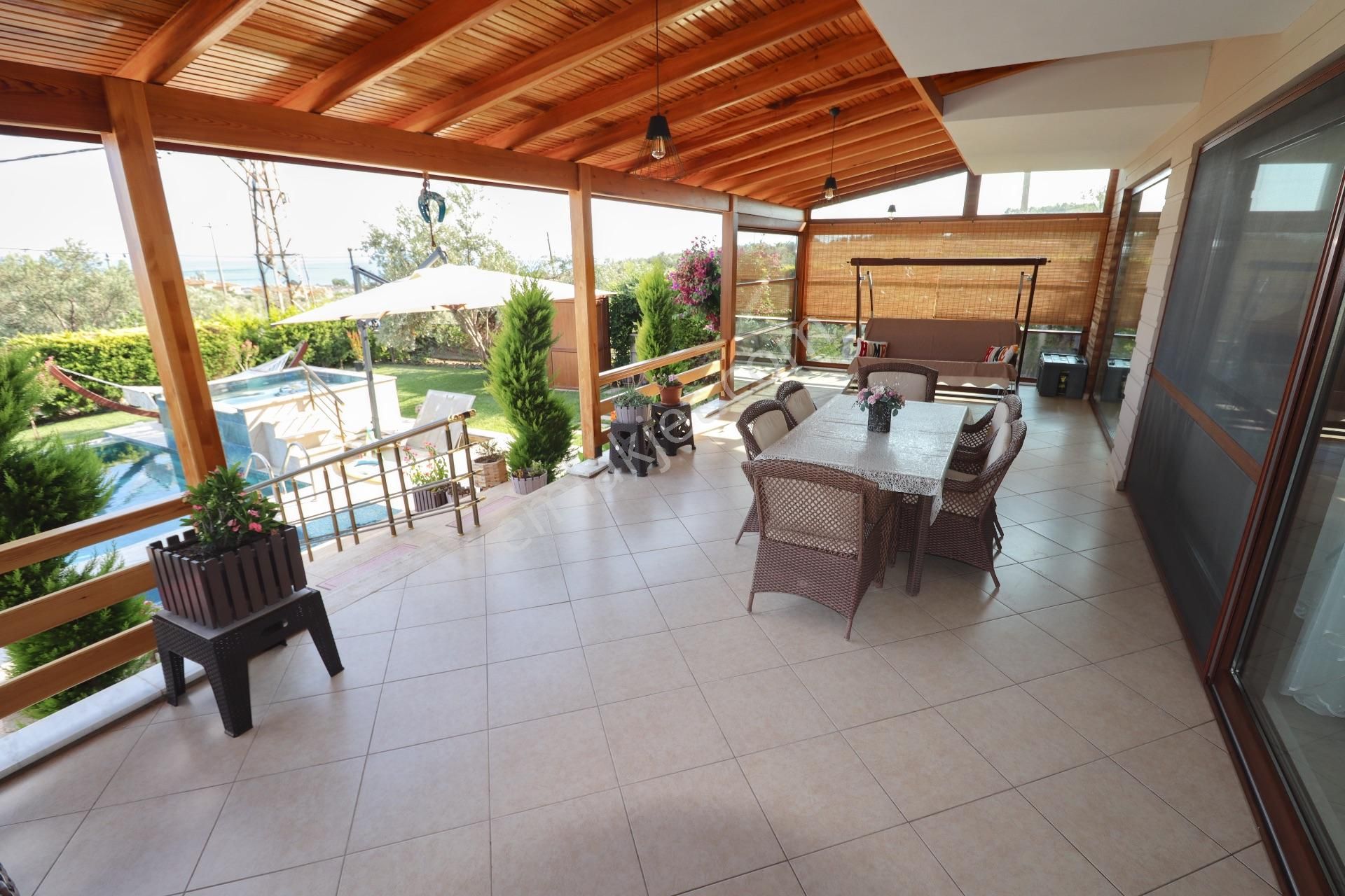 Altınoluk'ta 1300 M2 Arsa İçinde Satılık Havuzlu Malikane - Görsel 32