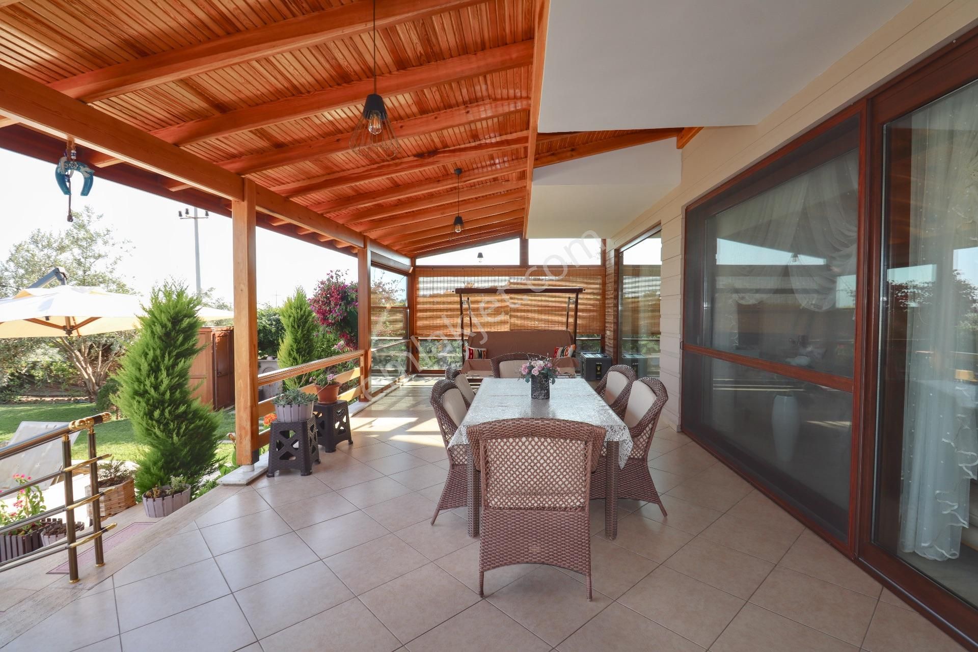 Altınoluk'ta 1300 M2 Arsa İçinde Satılık Havuzlu Malikane - Görsel 30