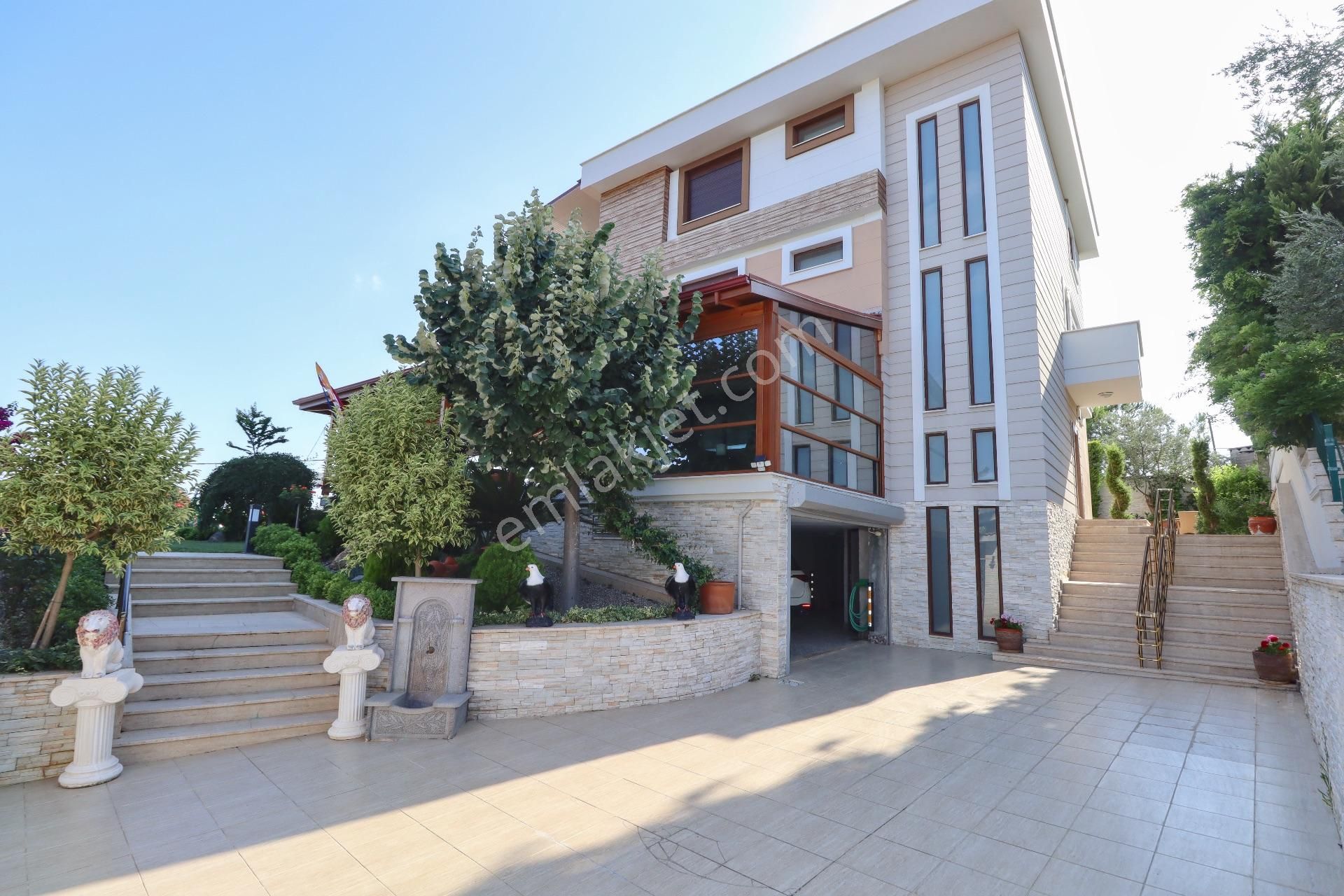 Altınoluk'ta 1300 M2 Arsa İçinde Satılık Havuzlu Malikane - Görsel 20