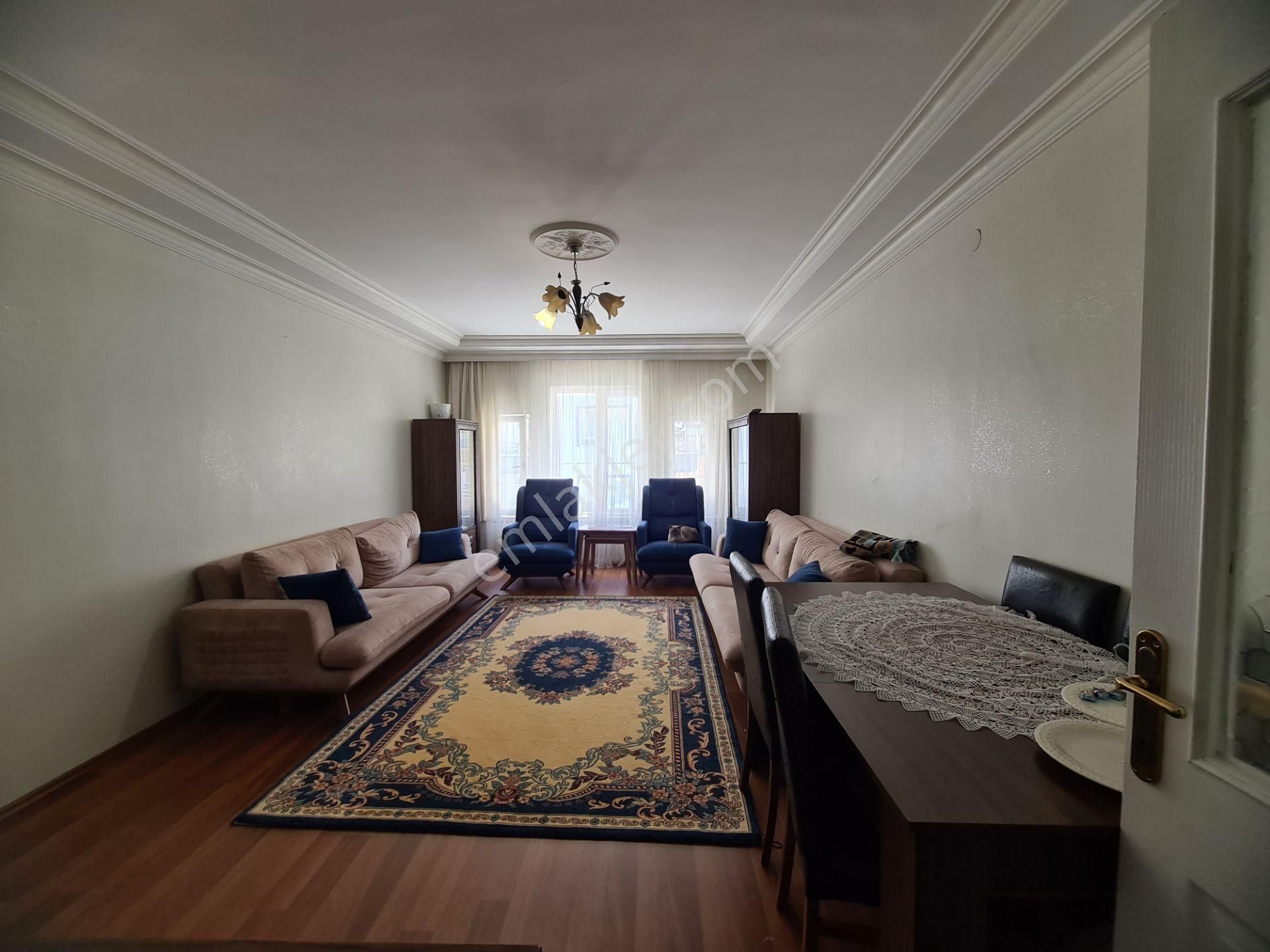 Esertepe Tuğbe Camii Yakını Arakatta Asansörlü Ön Cephe 3+1