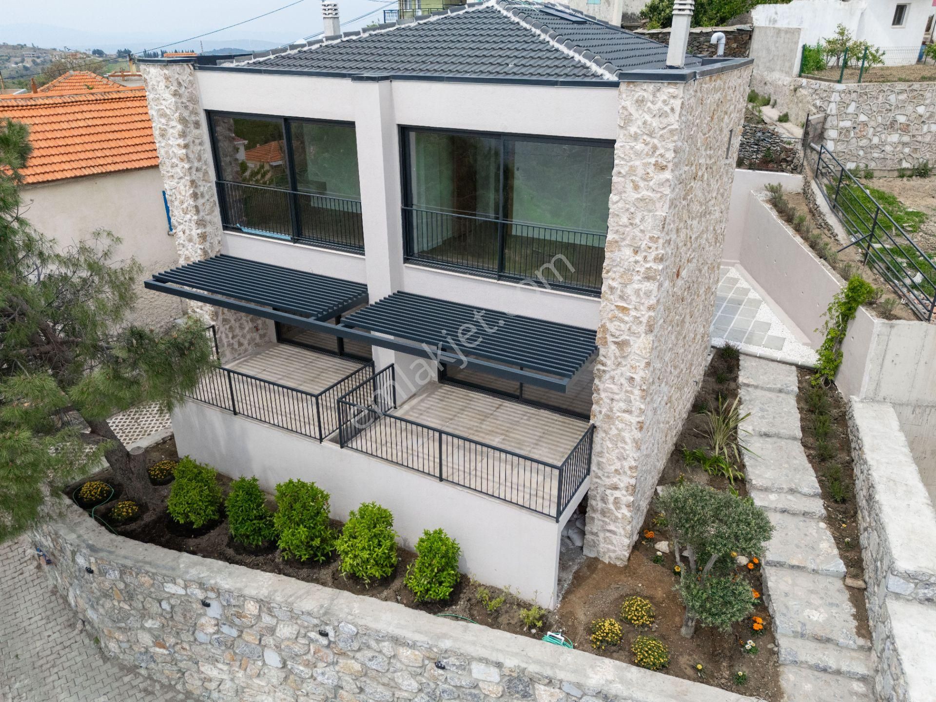 Seferihisar Gödence'de Satılık 2+1 Lüks 2025 Yapımı Taş Villa - Görsel 6