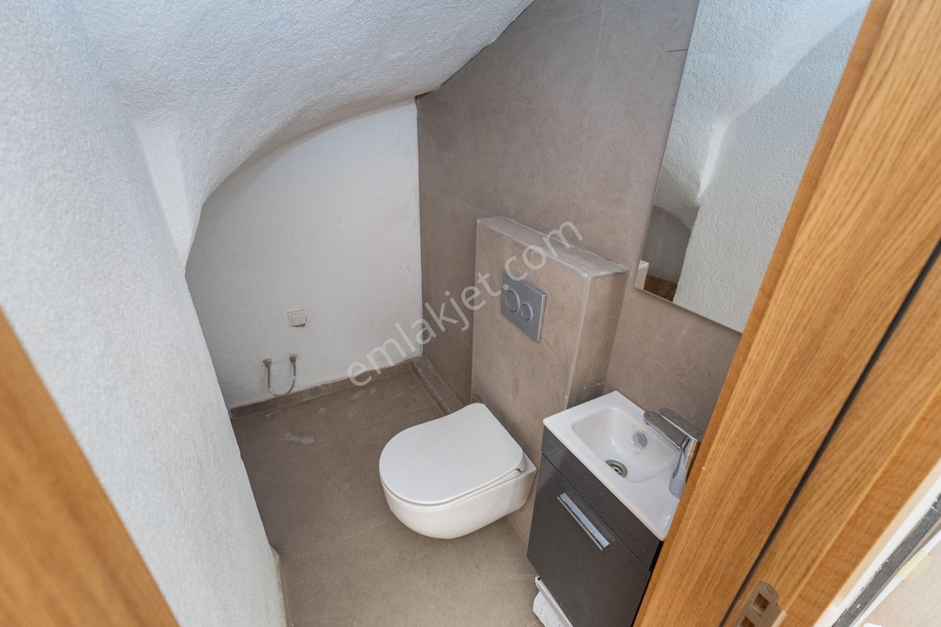 Seferihisar Gödence'de Satılık 2+1 Lüks 2025 Yapımı Taş Villa - Görsel 18