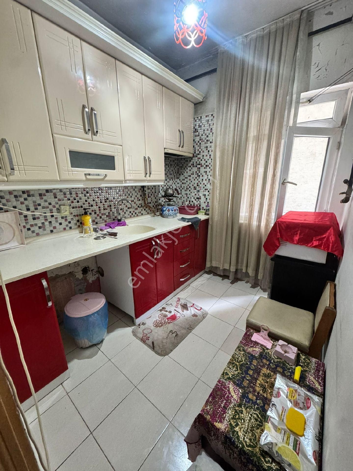 Rekoor Emlaktan Unkapanı Mh.1+1 Satılık Daire