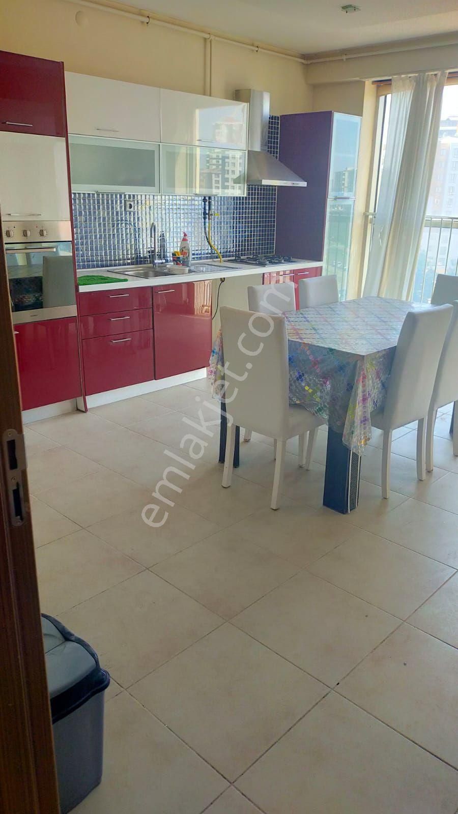 75 Cadde Üzerinde Bulunan 3+1 Daire Acilen Satılıktır