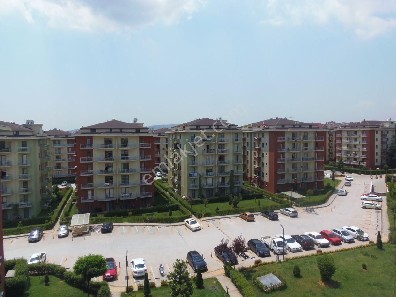 Sancaktepe Sarı Evler Çekmeköy Sarıevler Kiralık Bakımlı Çatı Dubleks Daire
