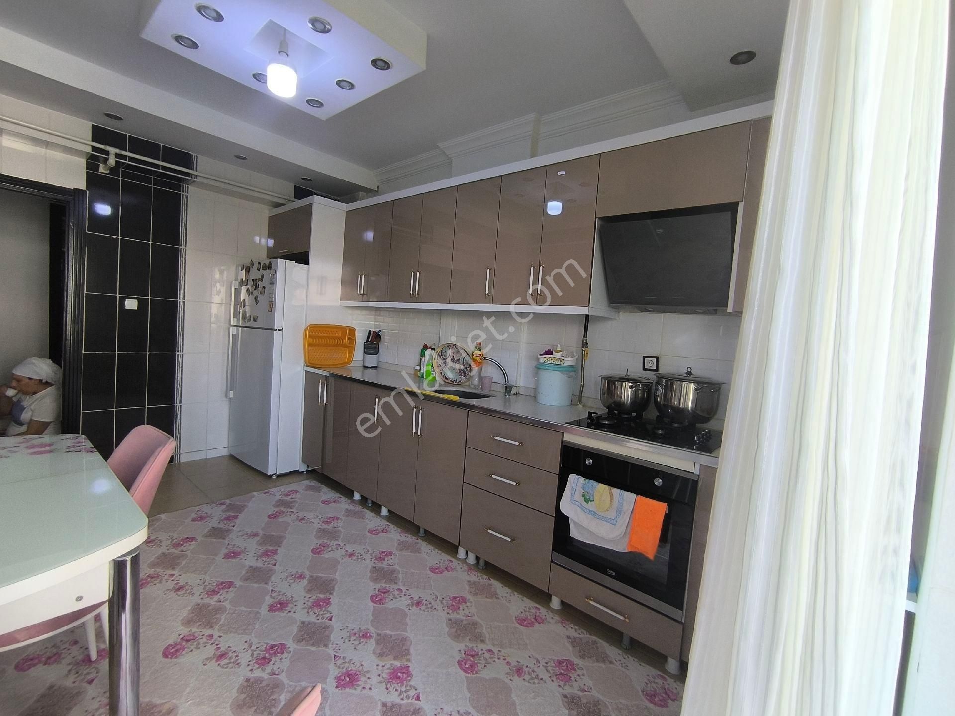 Med Life Gayrimenkul Aracılığıyla Aveya Cadesinde Satılık 3+1