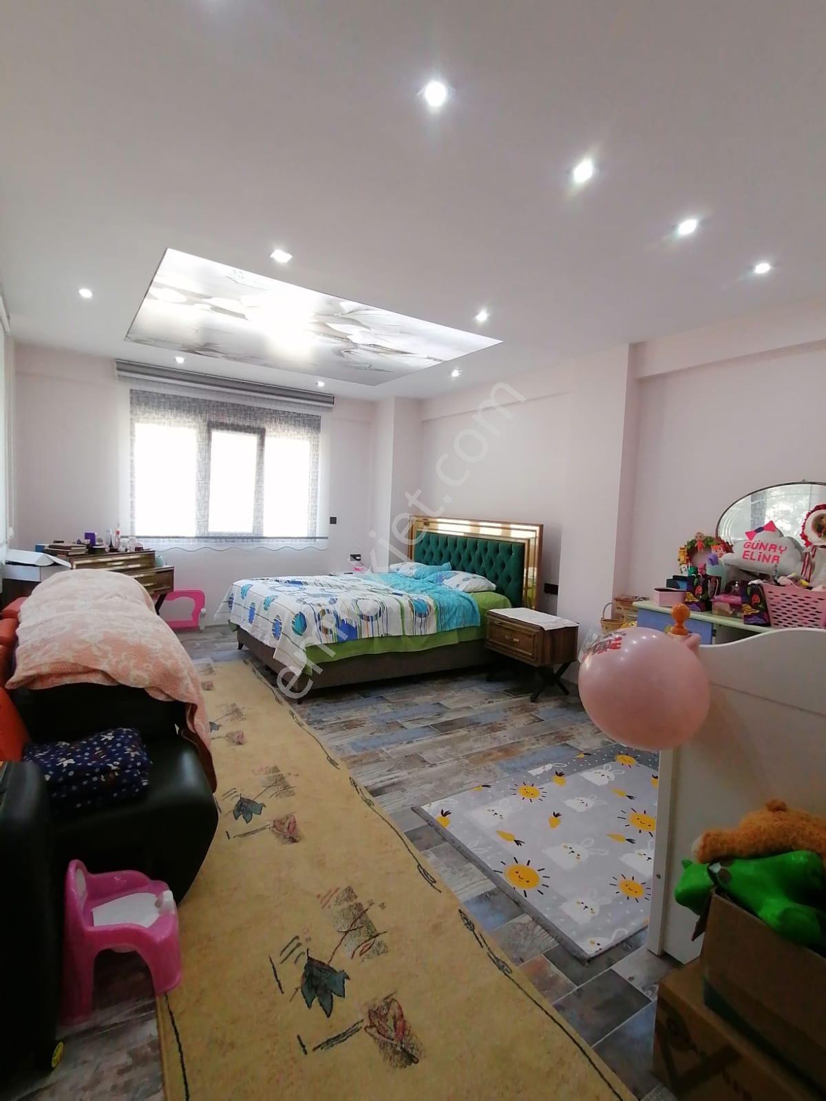 Acıpayam Yukarı Mahallesinde Harika Villa 23,500.000 Milyon Pazarlıklı Satılıktır !!! - Görsel 24