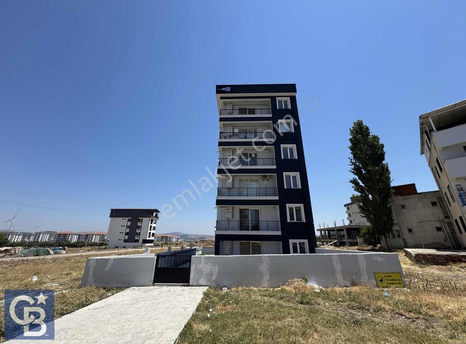 Aliağa Kurtuluş Mahallesi Harika Geniş Sıfır Satılık 3+1