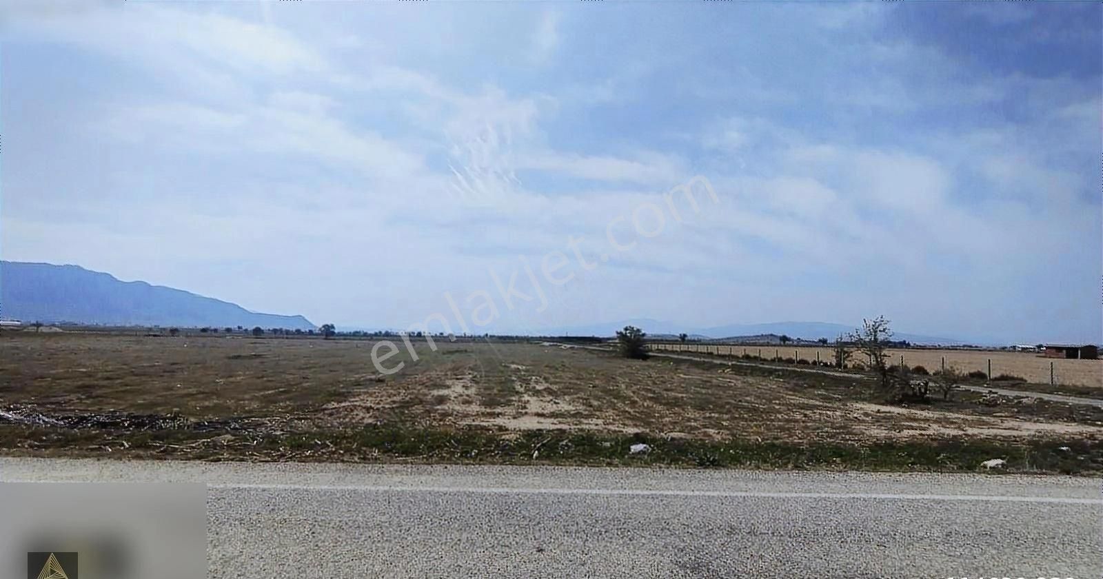 Asfalt Yol Cepheli Toplam 20 Dönüm - Görsel 5