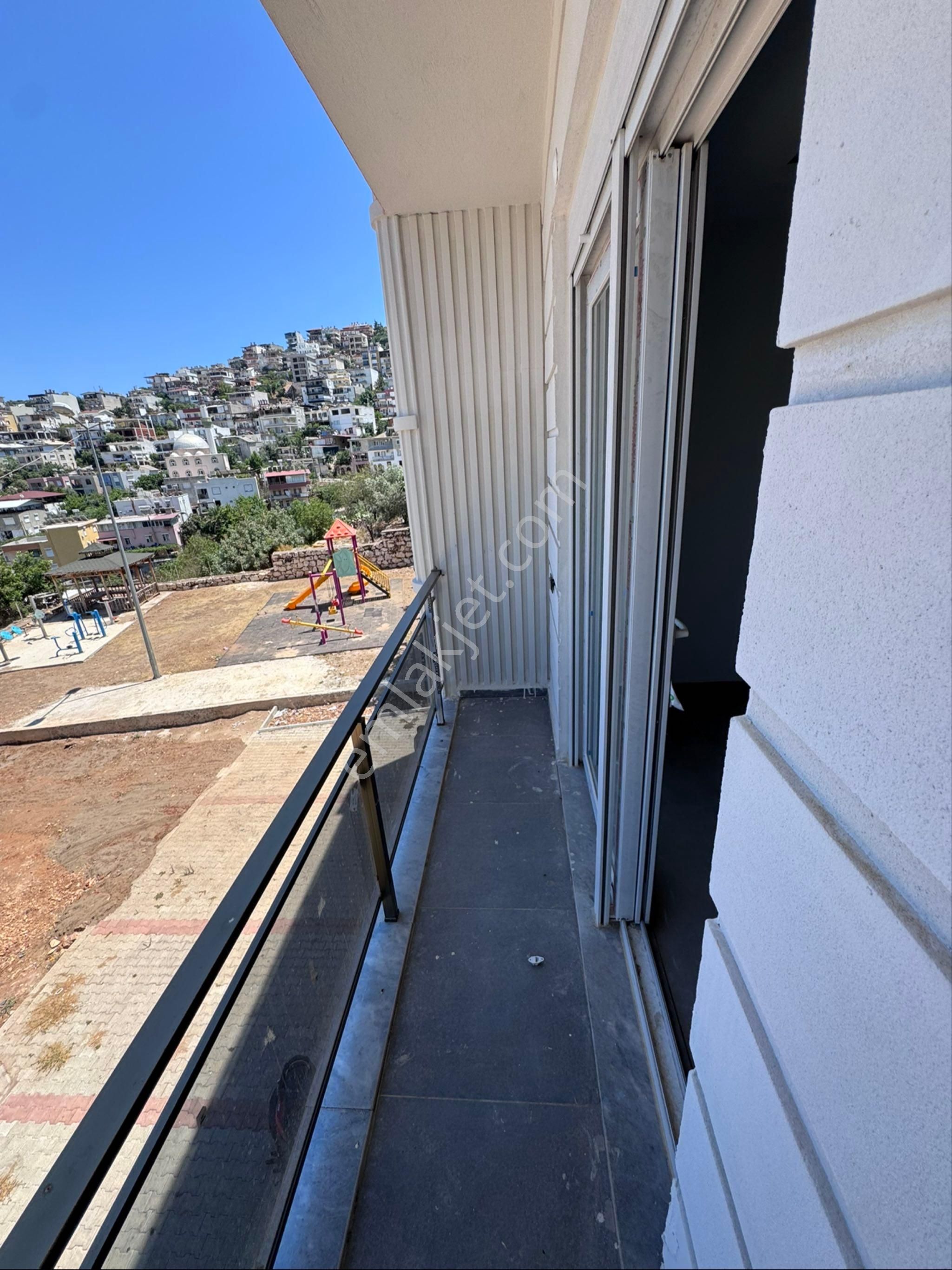 Sağlam Zemin Full Deniz Manzaralı 2+1 Daire - Görsel 19