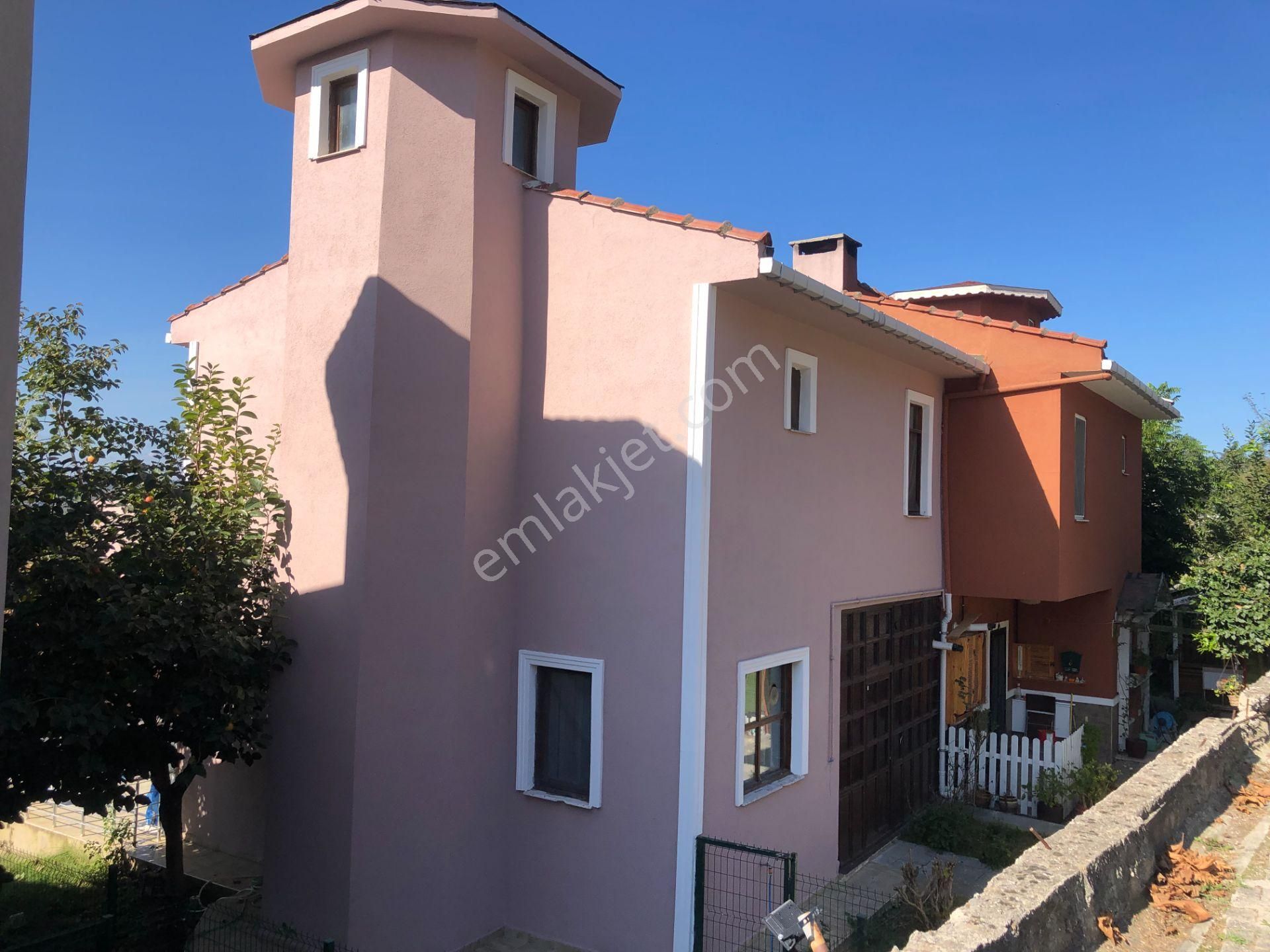 Remax Anka' Dan Deniz Ve Vadi Manzaralı Satılık Villa