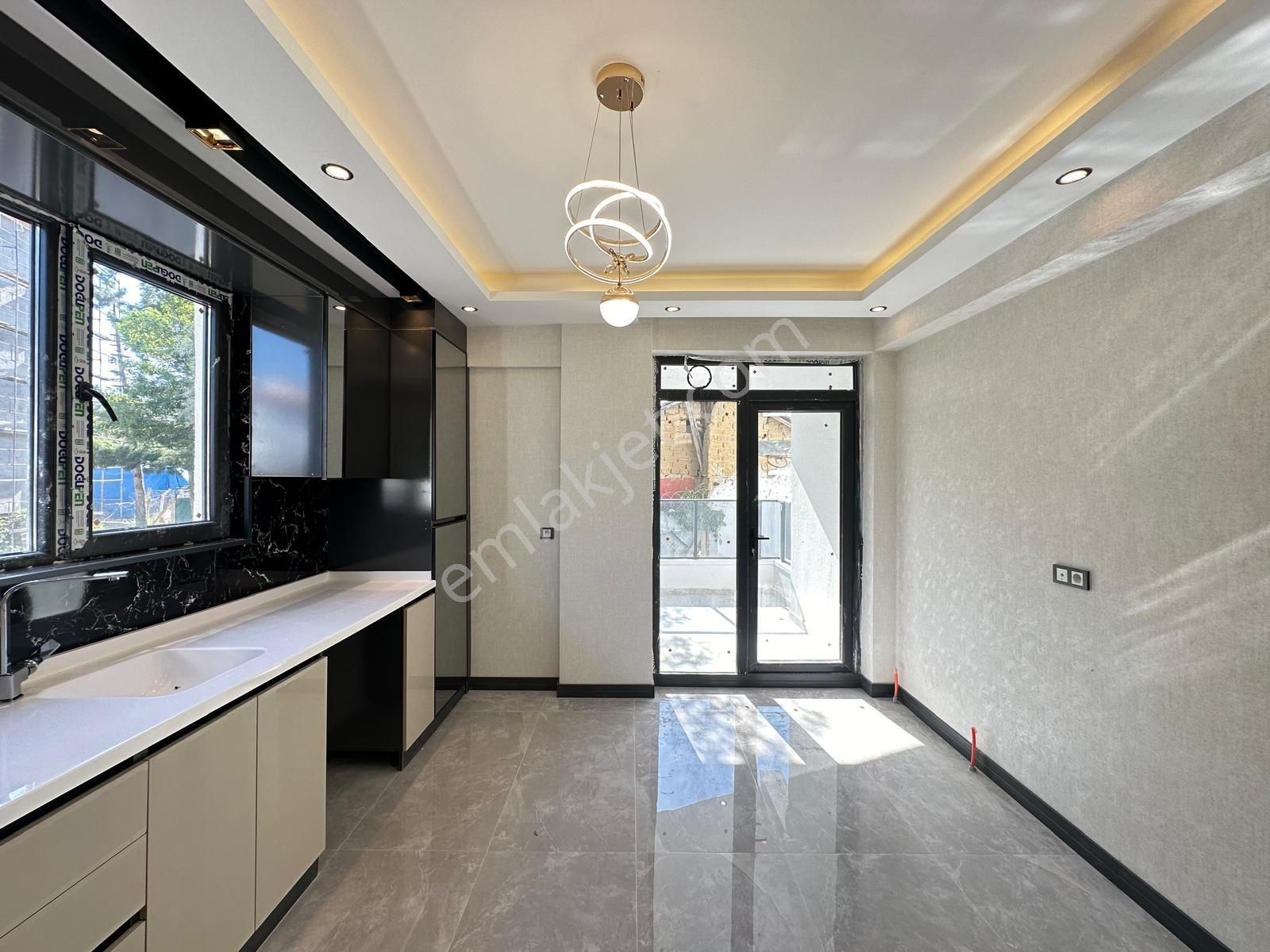 K Ören Hisar Mahalesi Katta Lüx Yapılı Masrafsız Daire - Görsel 6