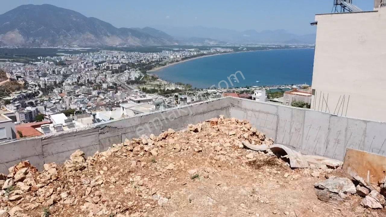 Full Deniz Manzaralı Sağlam Zeminde Satılık 1+1 Daireler