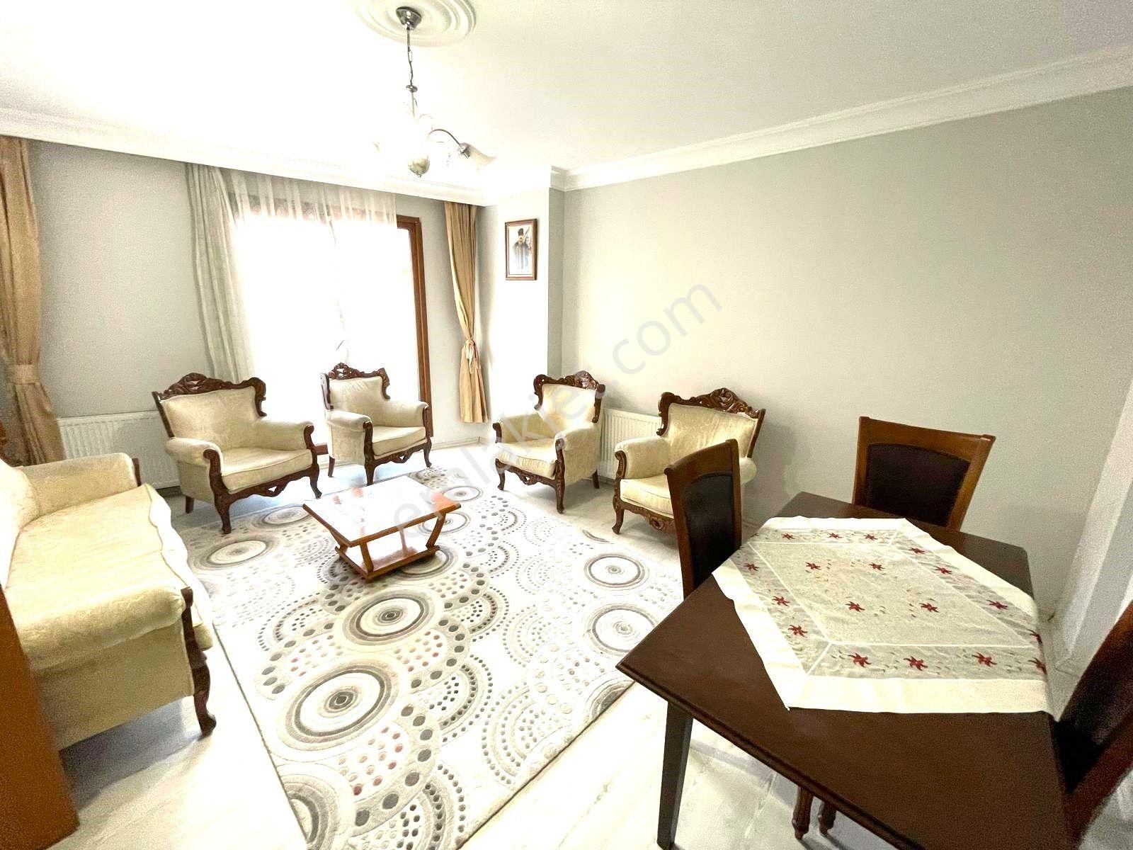 Samandıra Merkezde 4+1 Çatı Dubleks 130 M2 Metroya Çok Yakın