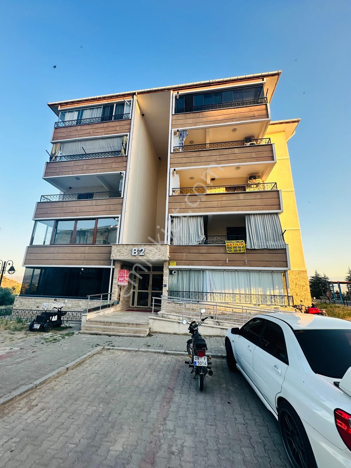 Nazilli🏡emlaktan-satılık Aydın Kuyucakta Toki Konutları 2+1 Arakat Daire