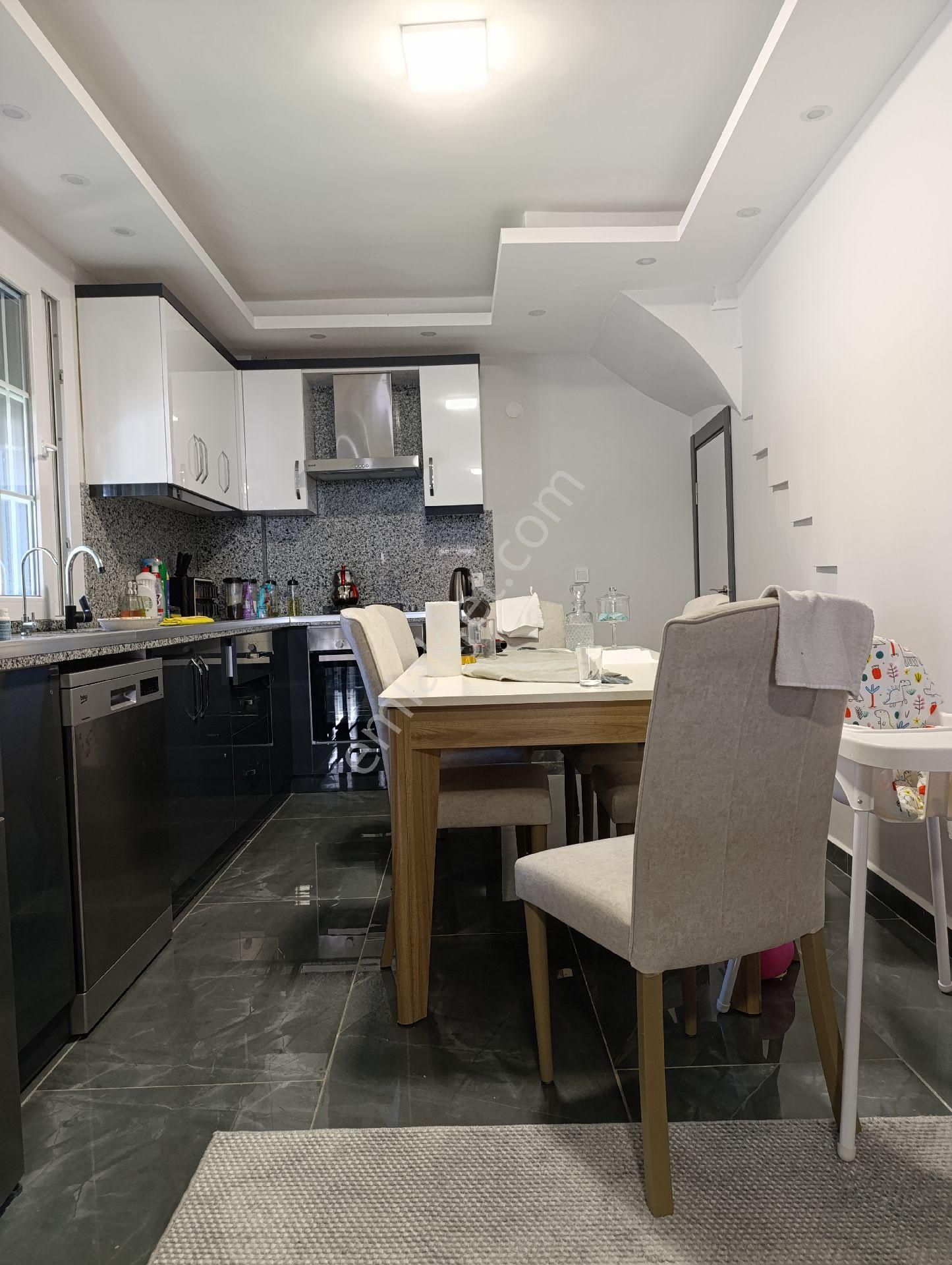 Seferihisar Payamlı Da Satılık Fırsat Tripleks Villa - Görsel 15