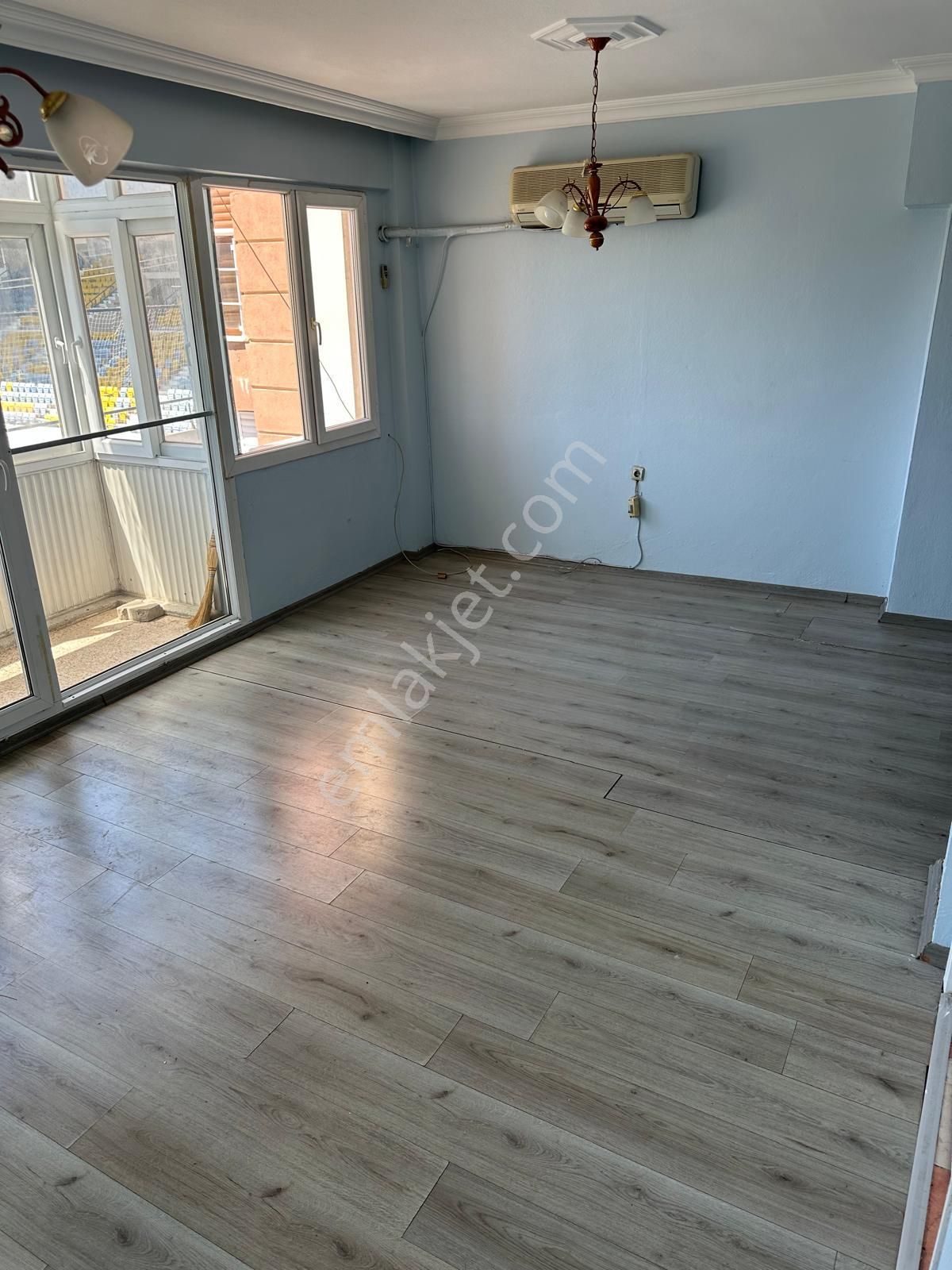 Menemen Merkezde'de Satılık 2+1 Süper Konumlu Daire - Görsel 10