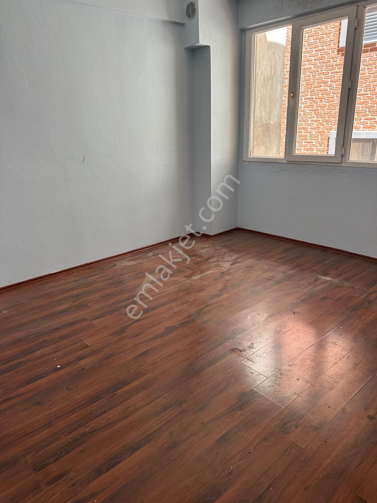 Menemen Merkezde'de Satılık 2+1 Süper Konumlu Daire - Görsel 12