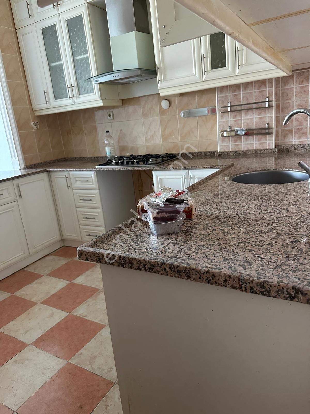 Menemen Merkezde'de Satılık 2+1 Süper Konumlu Daire - Görsel 4