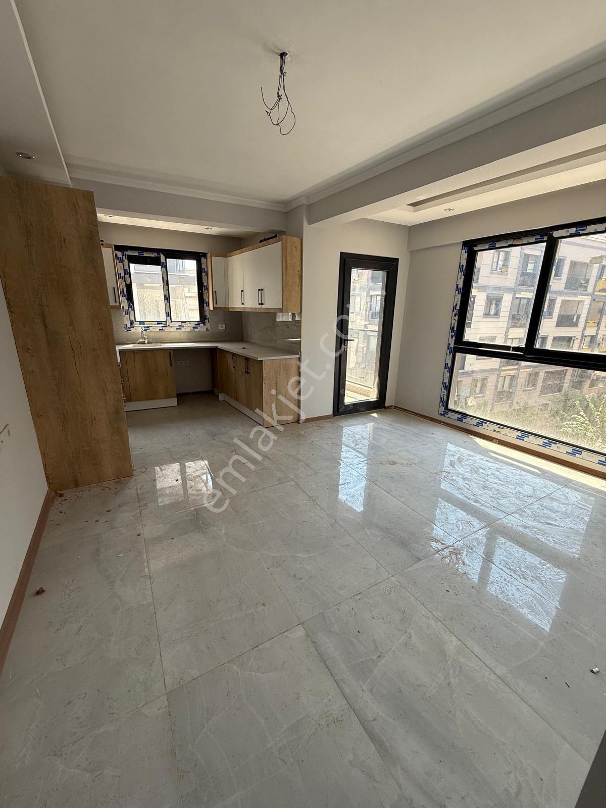 🏡yeni Mahalle Mahallesi 2+1 85 M2 5 Katlının 4 Katı Kombi Dogalgazlı