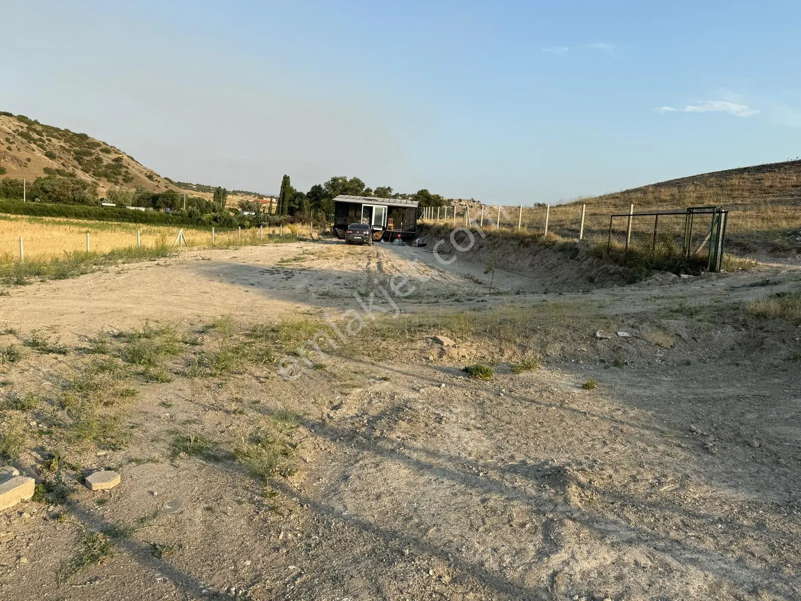 Sevgim'den Yenisofça Mh 1+1 Konteynırlı 790 M2 Tarla - Görsel 3