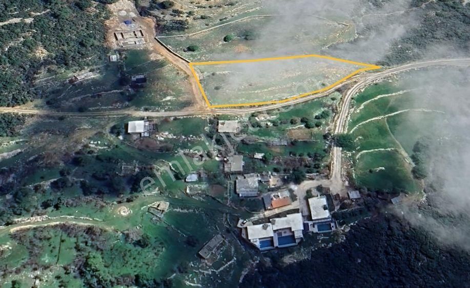 Kaş İslamlarda Satılık 3747 M2 Muhteşem Manzaralı Arsa