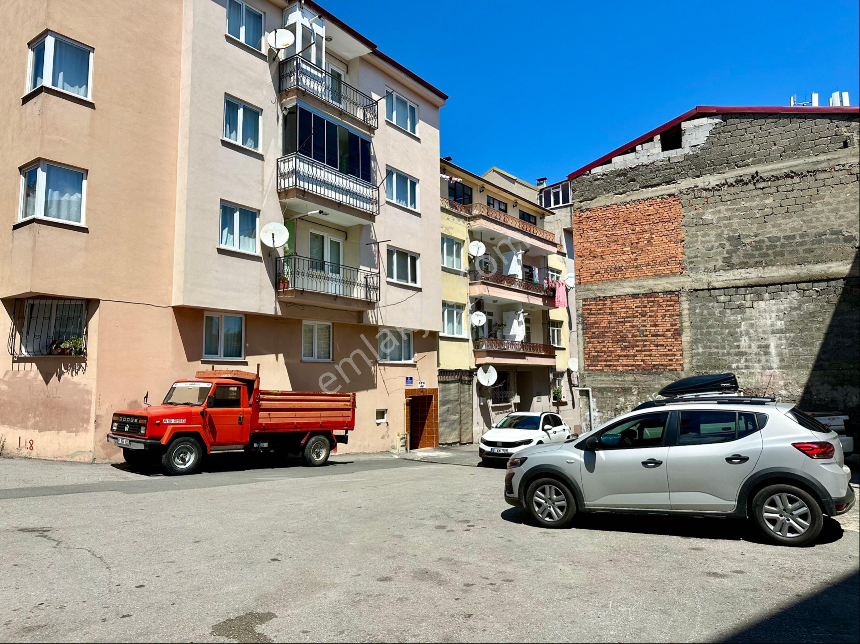 1 Nolu Erdoğdu Mahallesinde Satılık 2+1 Daire
