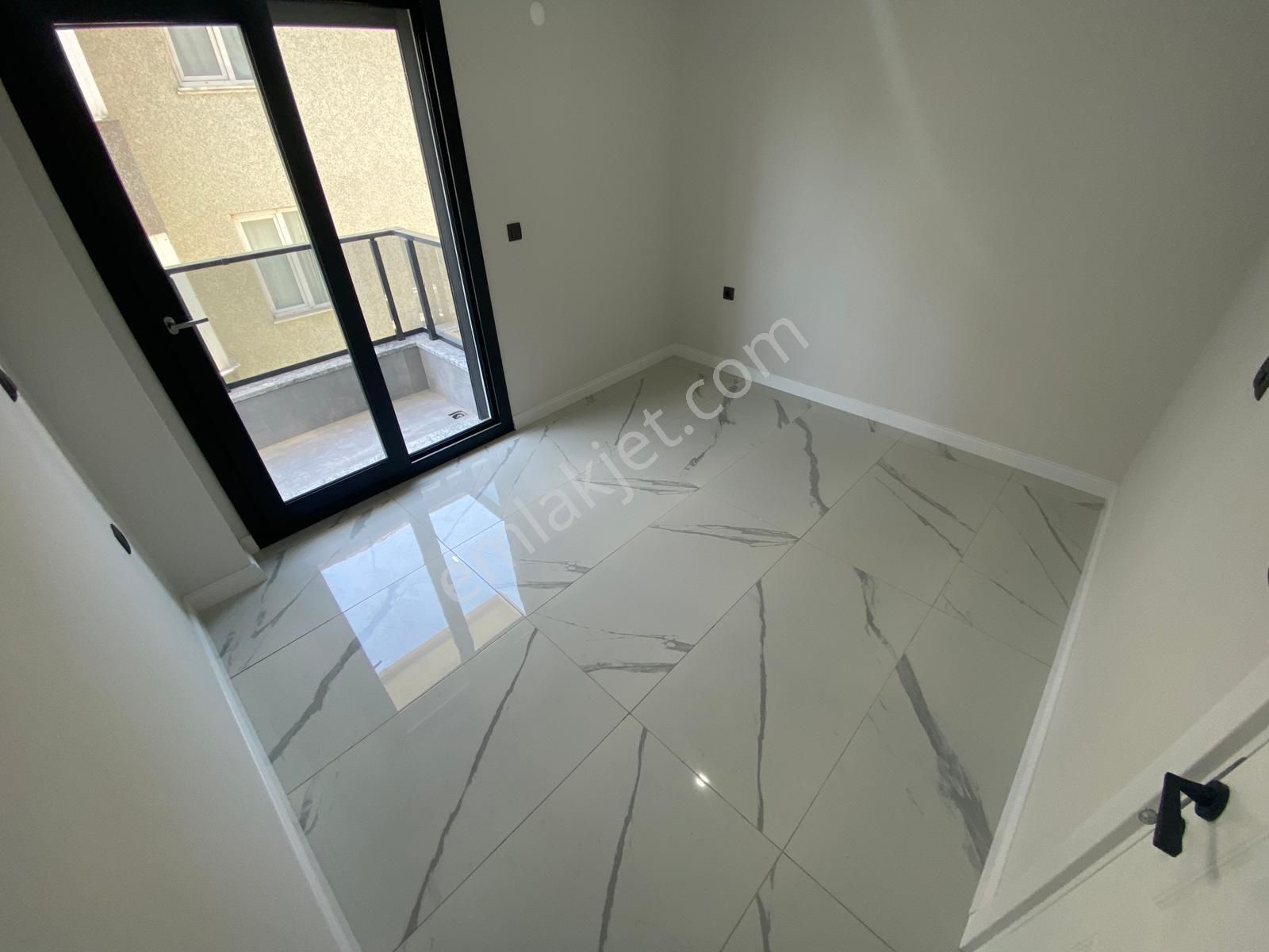 Irmaksudan İkizçay Da Lüks Denize 50 Metre Satılık 2+1 Daire - Görsel 4