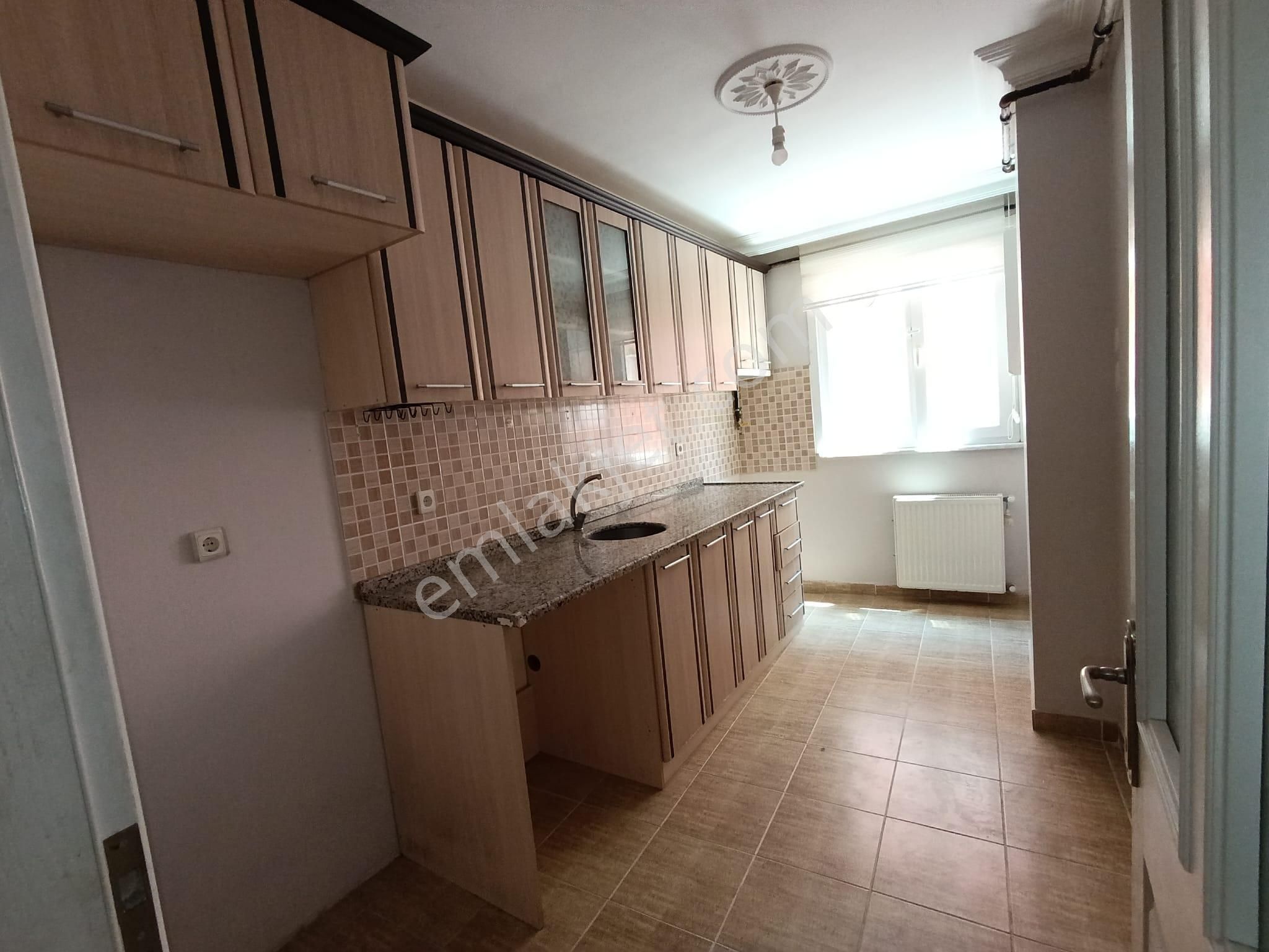 Çekmeköy Mimar Sinan'da Şile Yoluna Yakın 2+1/100m2 Kiralık
