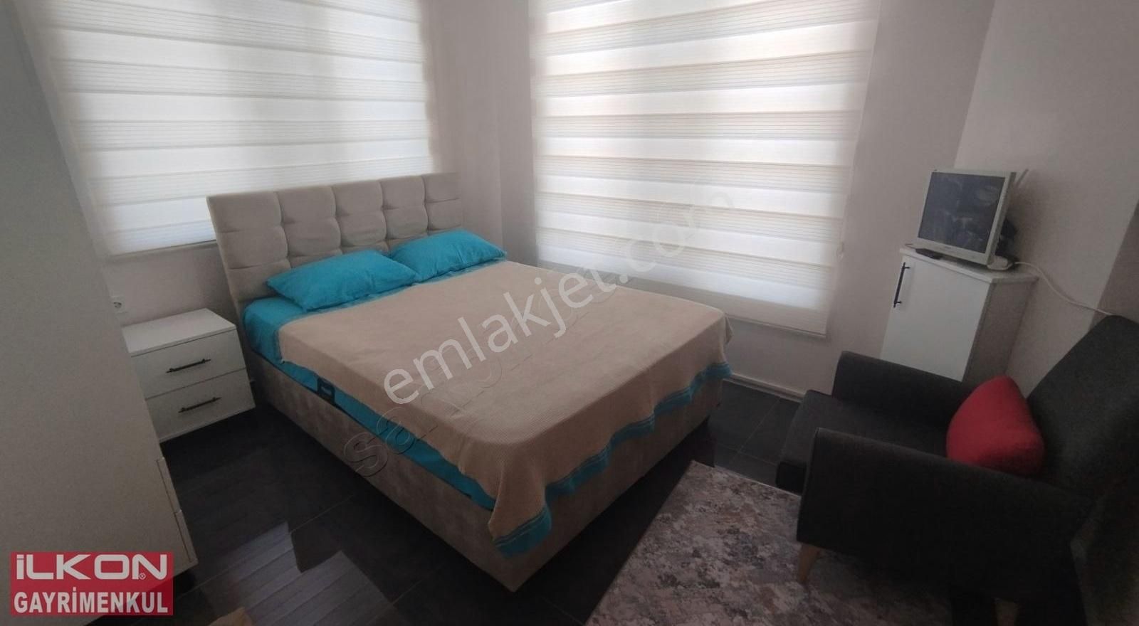 Foça'da Cadde Üstünde İlkon'dan Satılık 3+1 Lüks Villa Ve Dükkan - Görsel 11