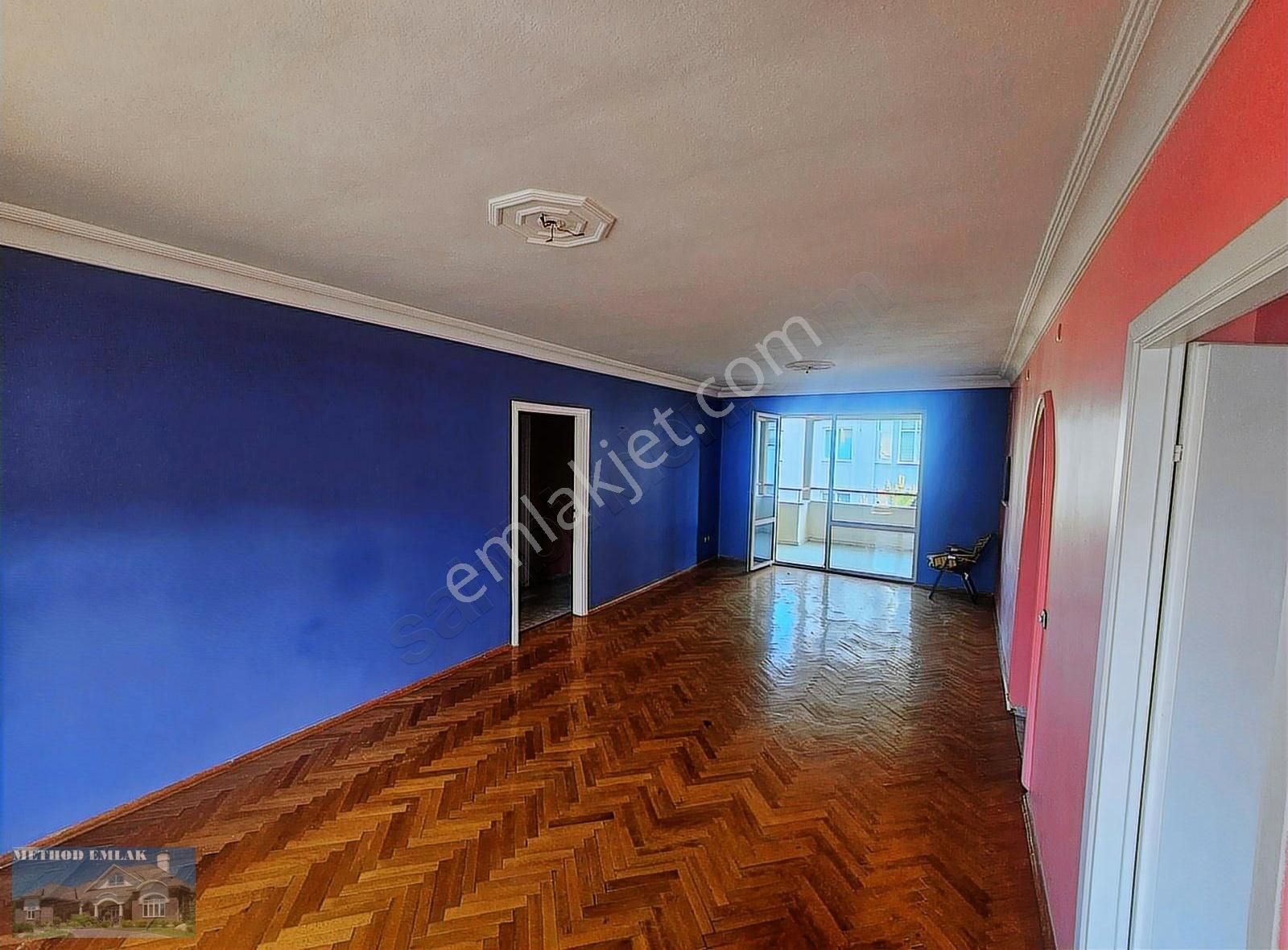 Havuzlu Sitede Satılık 4+1