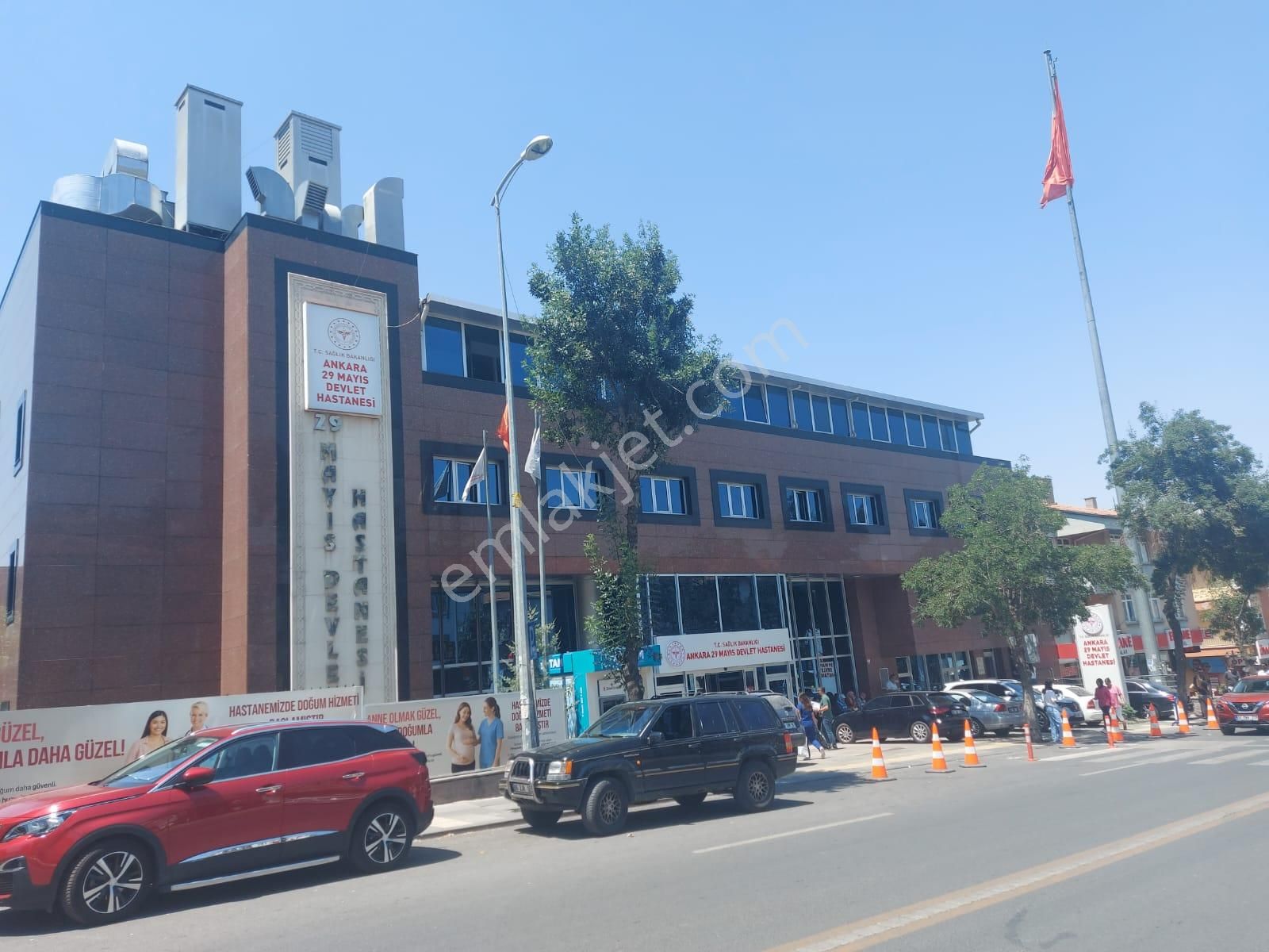 Asyapıdan 3+1 110m2 Ara Kat Balkonlu Kombili