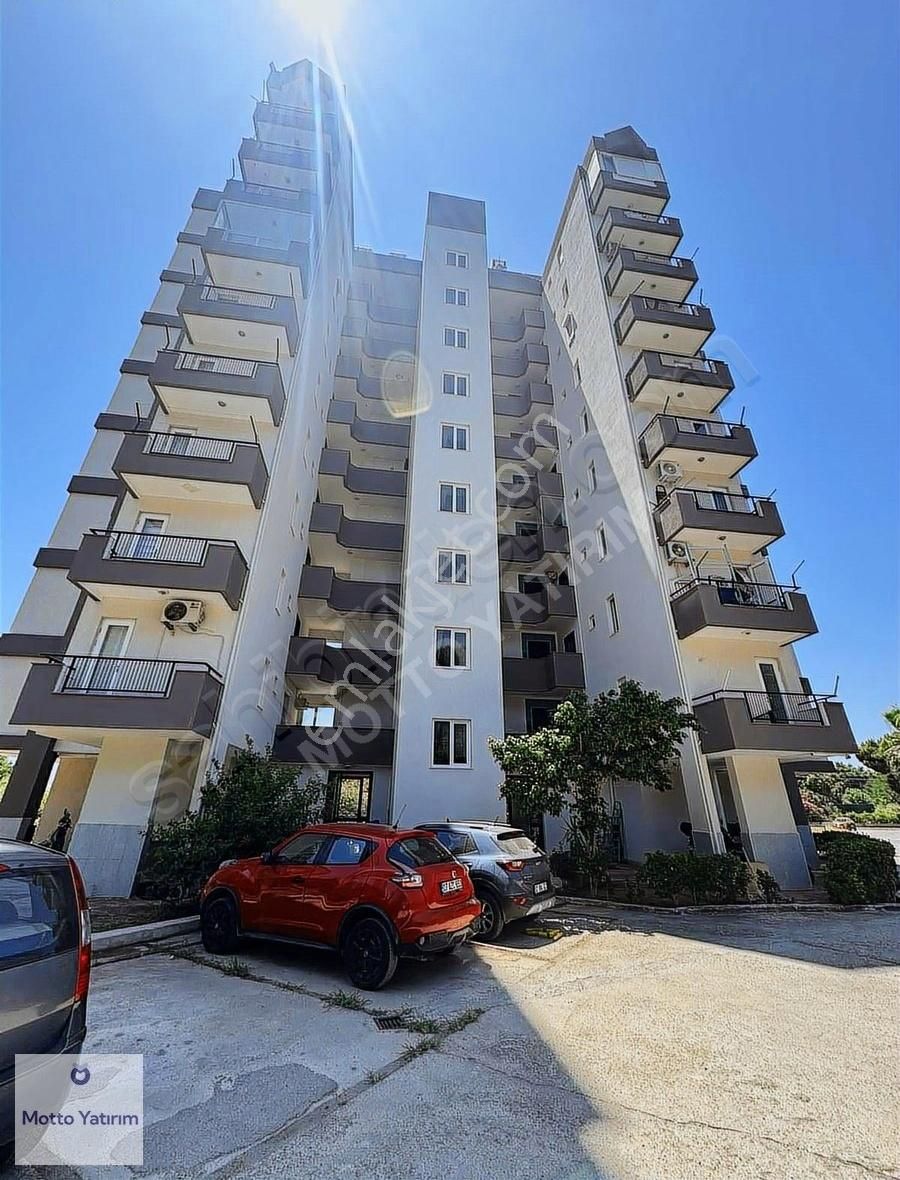 Güzeloba'da Full Deniz Manzaralı Eşyalı 1+1 Kiralık Daire