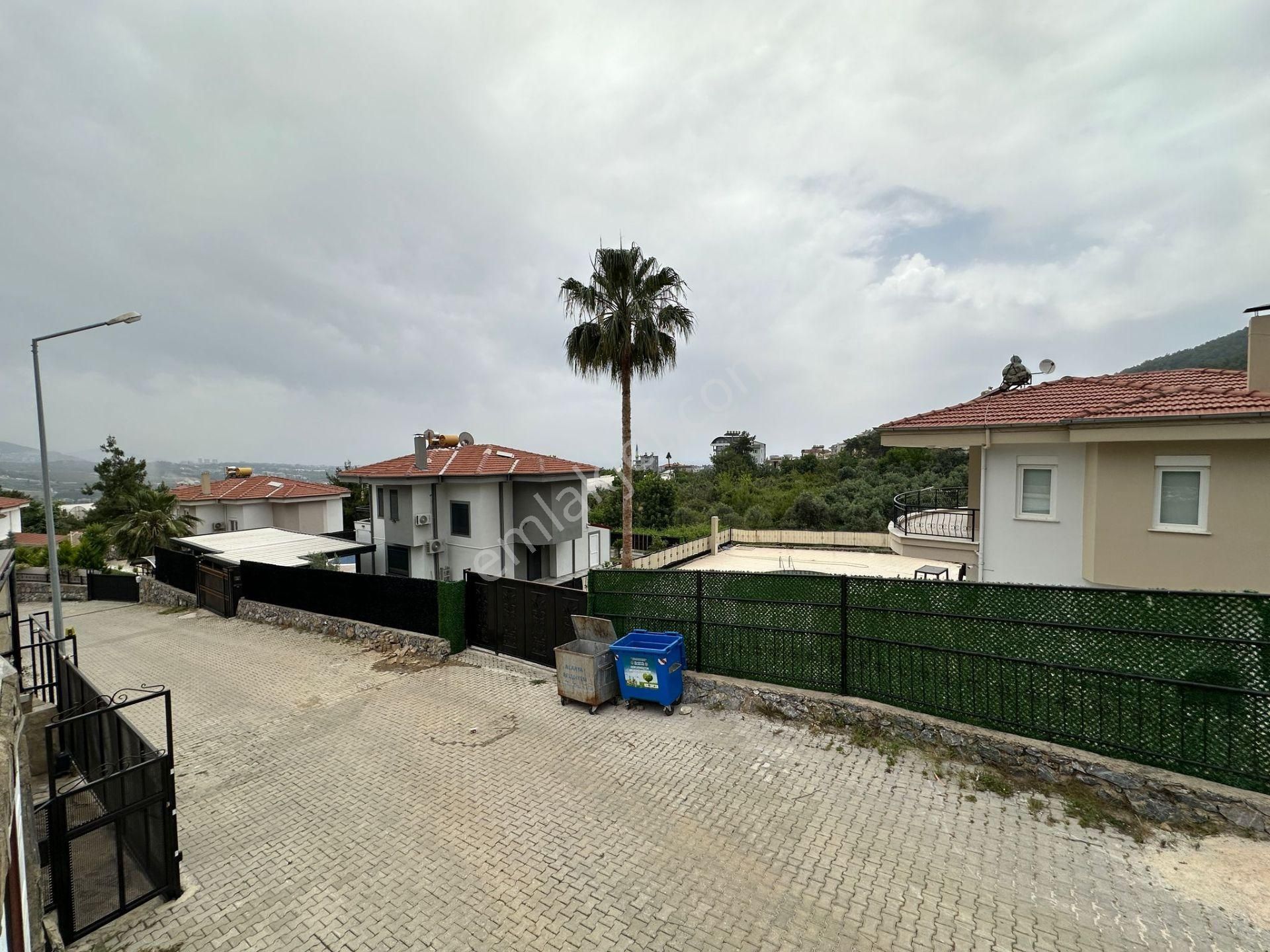 Sahibinden Alanya Oba'da Satılık Müstakil Havuzlu & Bahçeli Aidatsız Villa (vatandaşlığa Uygun) - Görsel 15