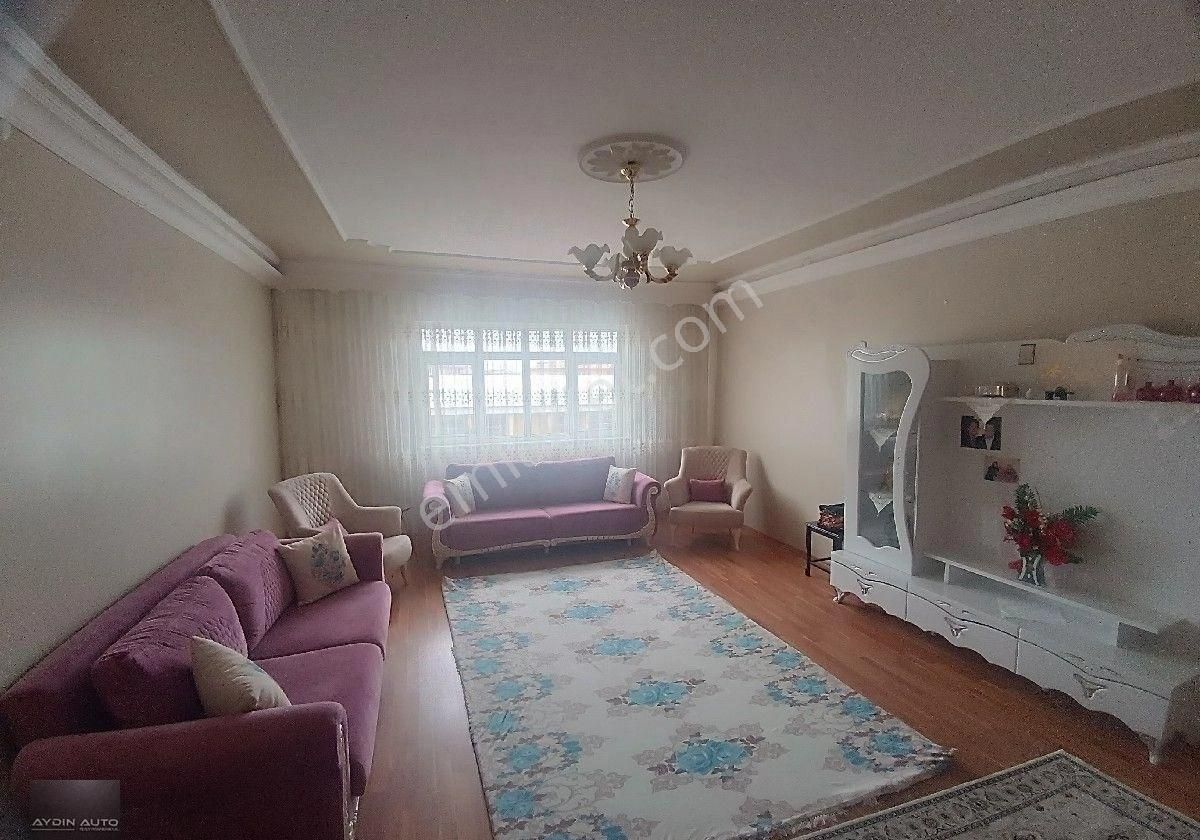 Yıldızkent Üst Yol Girişi Ana Bulvarda Satılık Arakat Daire