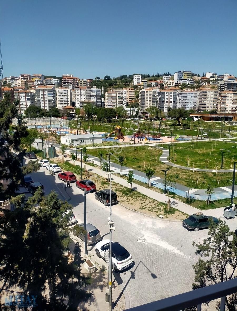 Bergama Maltepe Mah. 3+1 Ara Kat Kiralık Daire